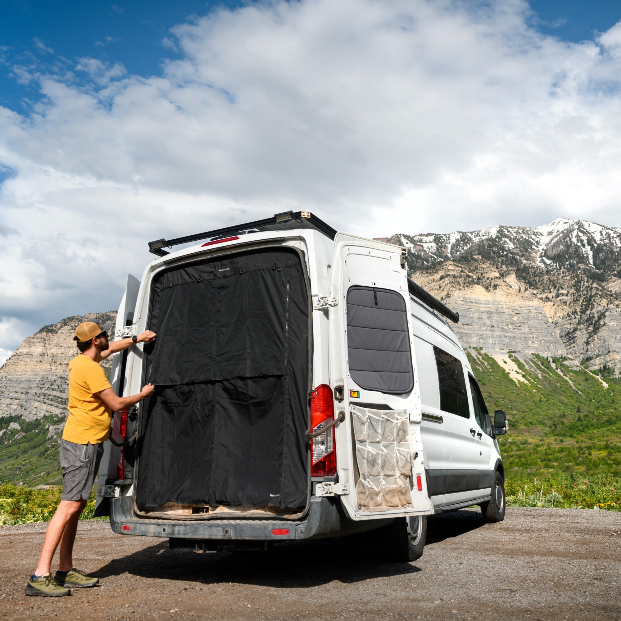 VanEssential Ford Transit Bug Screen - Rear Door - Rear-Door Airflow