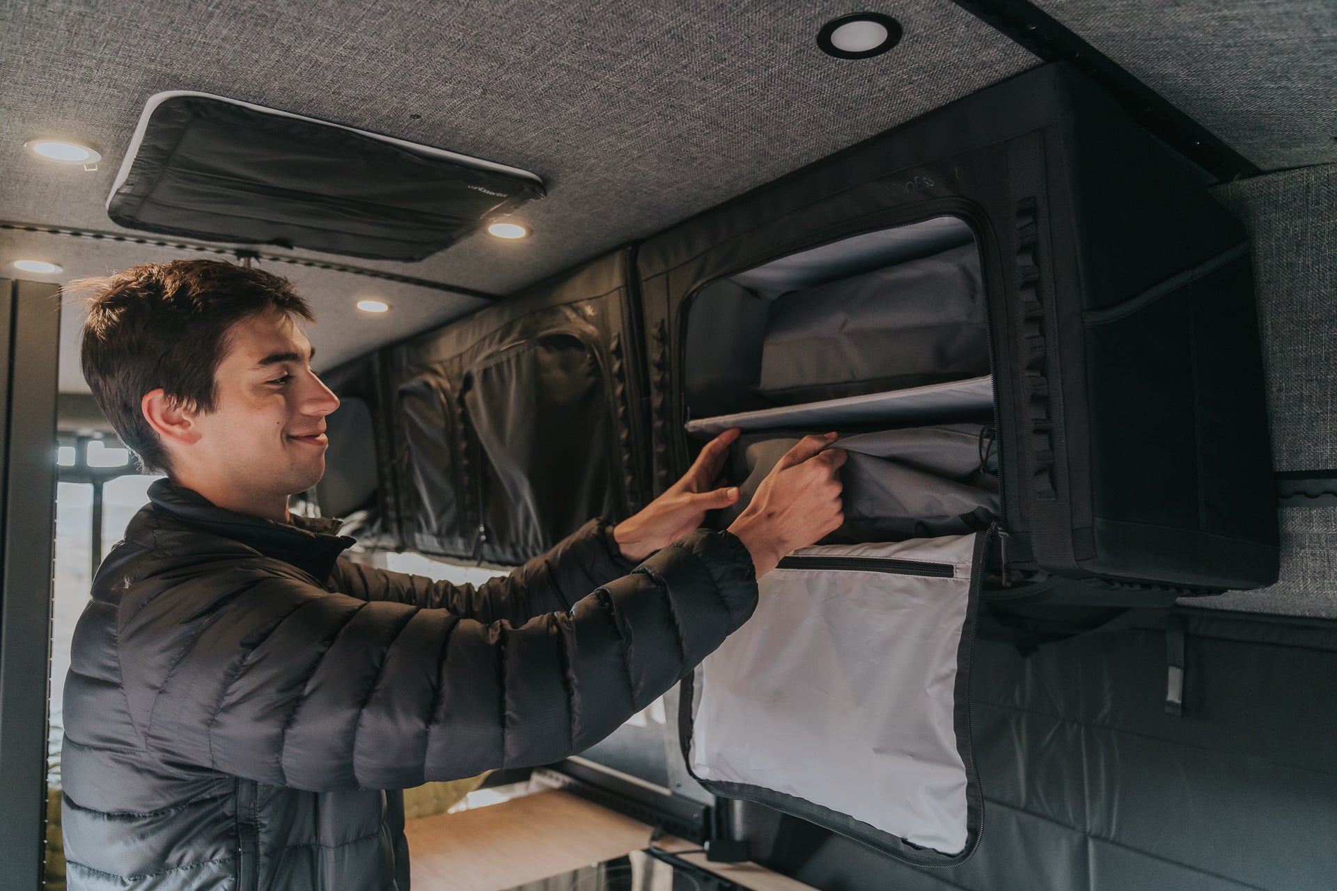 VanEssential Packing Cube (Extra Large) - Packable Gear Storage