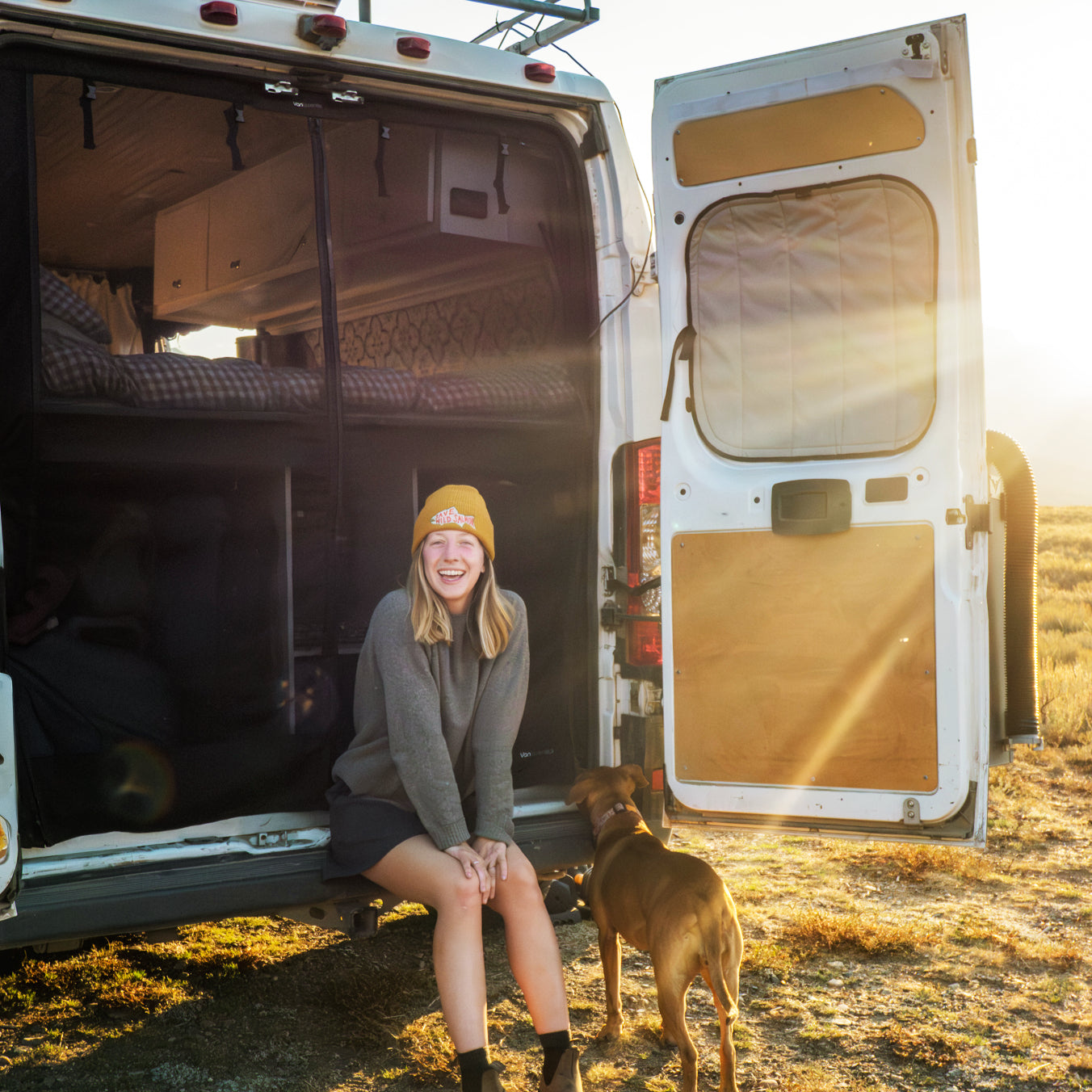 VanEssential Ram Promaster Bug Screen - Rear Door - Rear-Door Airflow