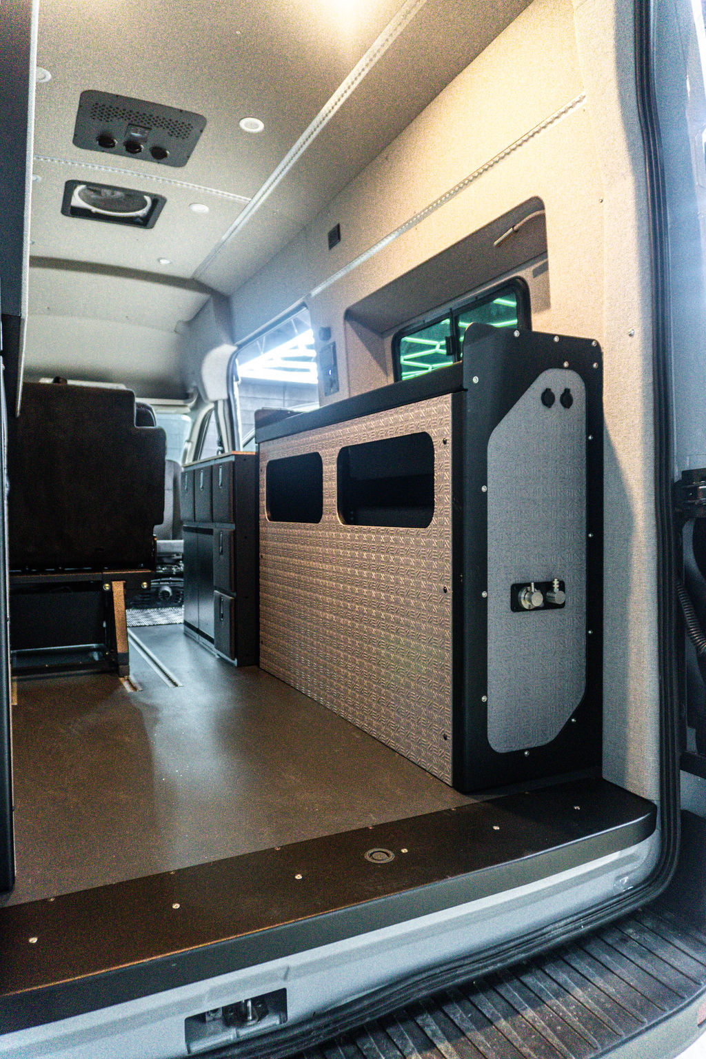 ROVER VANS GOAT GARAGE SYSTEM - ULTIMATE 3-in-1 BED/DESK/STORAGE