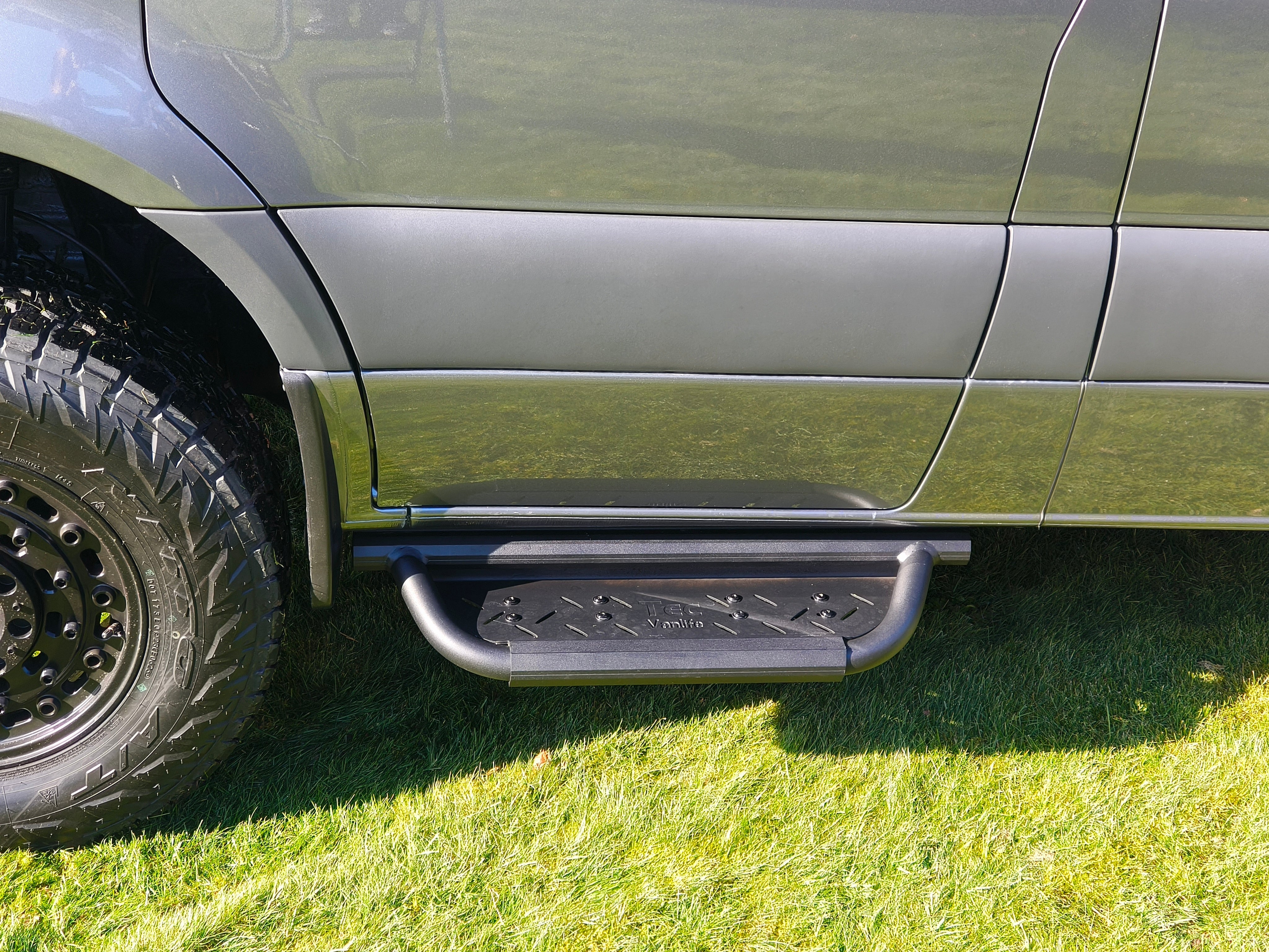 Tec Vanlife Sprinter Hexagon Running Boards - Modular Access