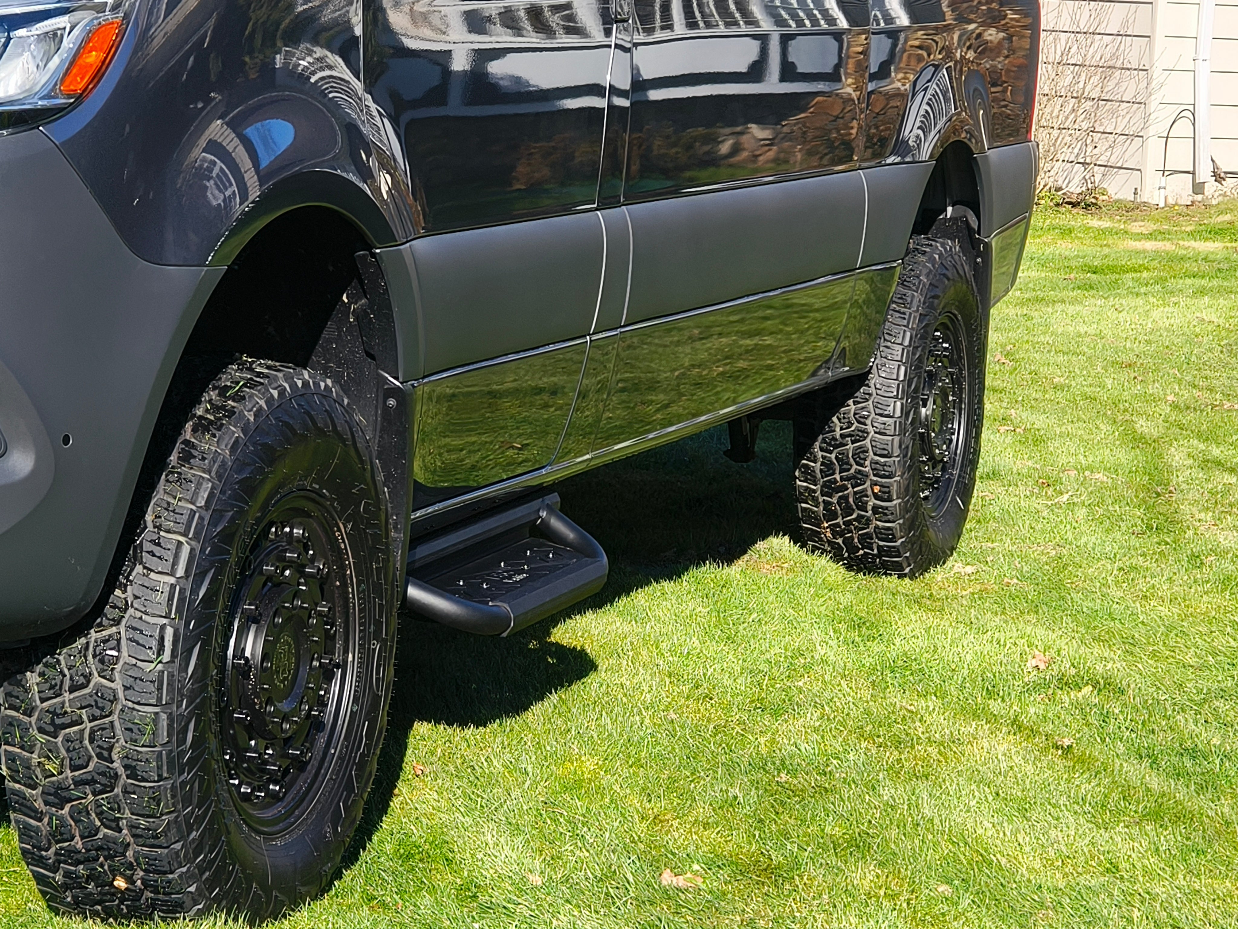 Tec Vanlife Sprinter Hexagon Running Boards - Modular Access