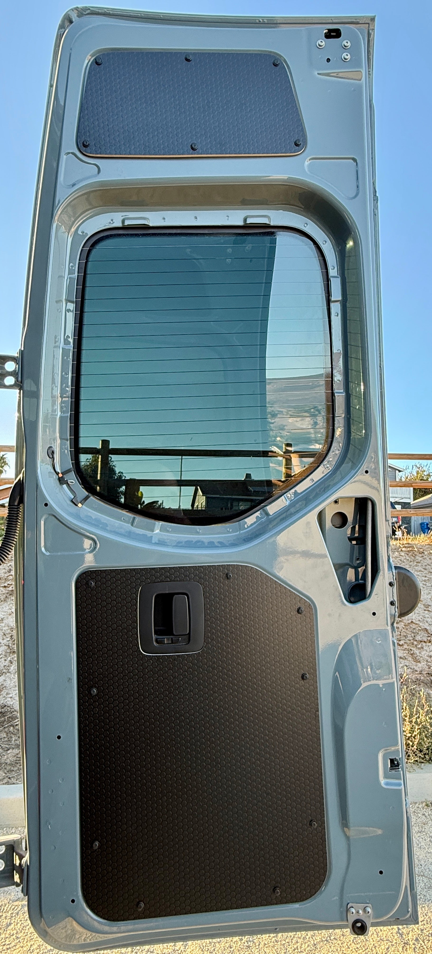 Sandy Vans Sprinter Lower Rear Door Panels (Black-Hex)