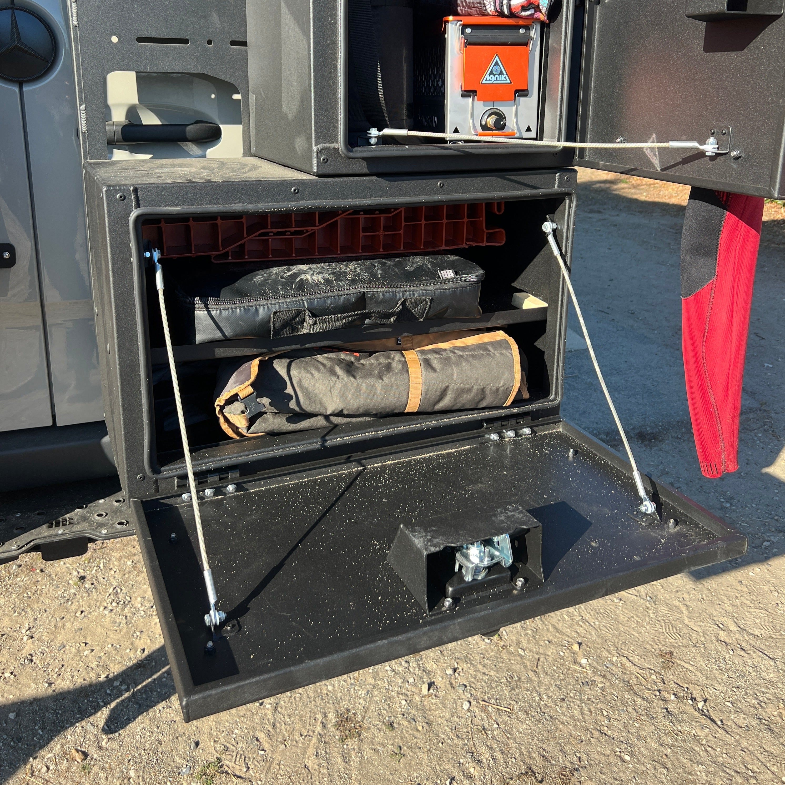 RB Components Small Vertical Rear Door Box - 4.53 Cu Ft
