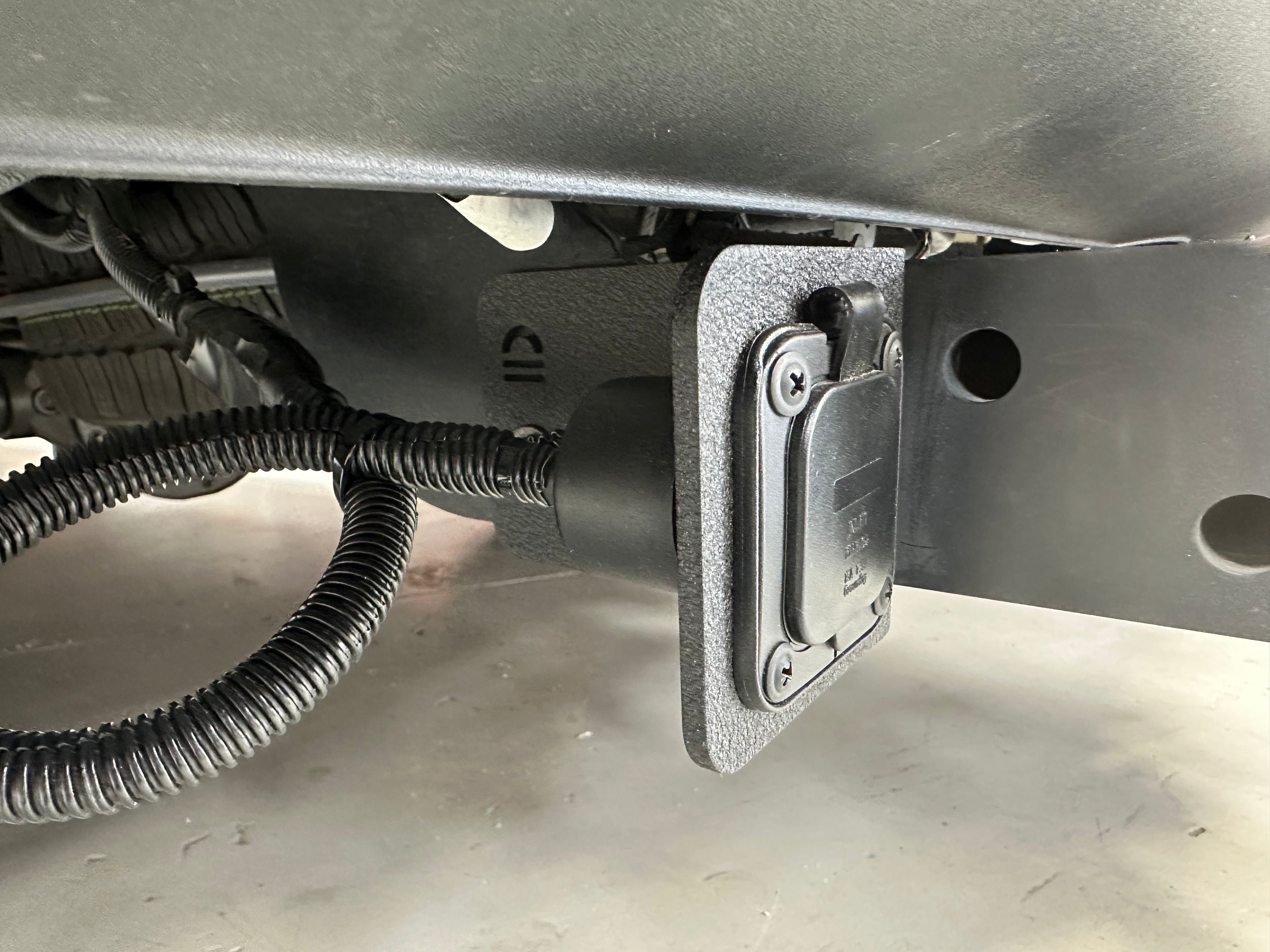SANDY VANS SHORELINE POWER BRACKET