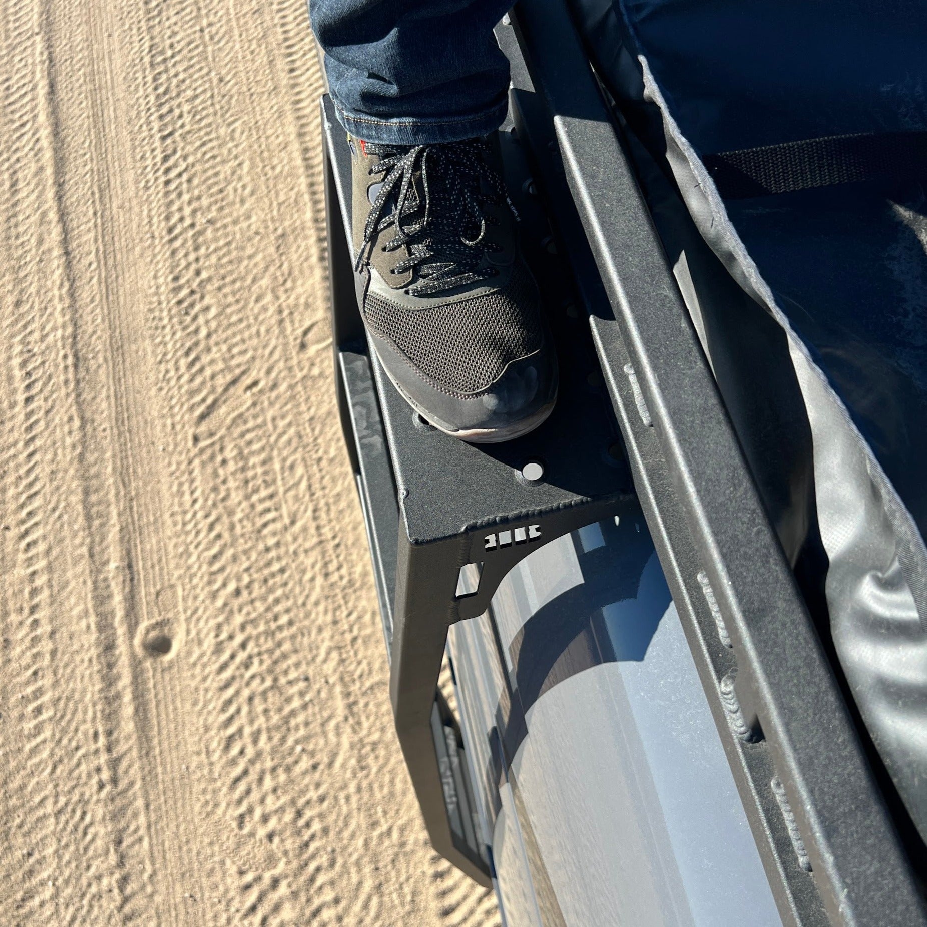 RB COMPONENTS SPRINTER CONTOURED SIDE LADDER (STANDARD & FENDER FIT)