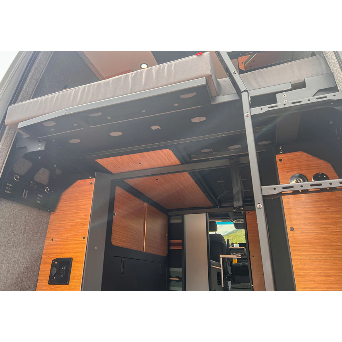Rigwell Made Sprinter 170 Nomad Murphy Bed - Three-Mode System