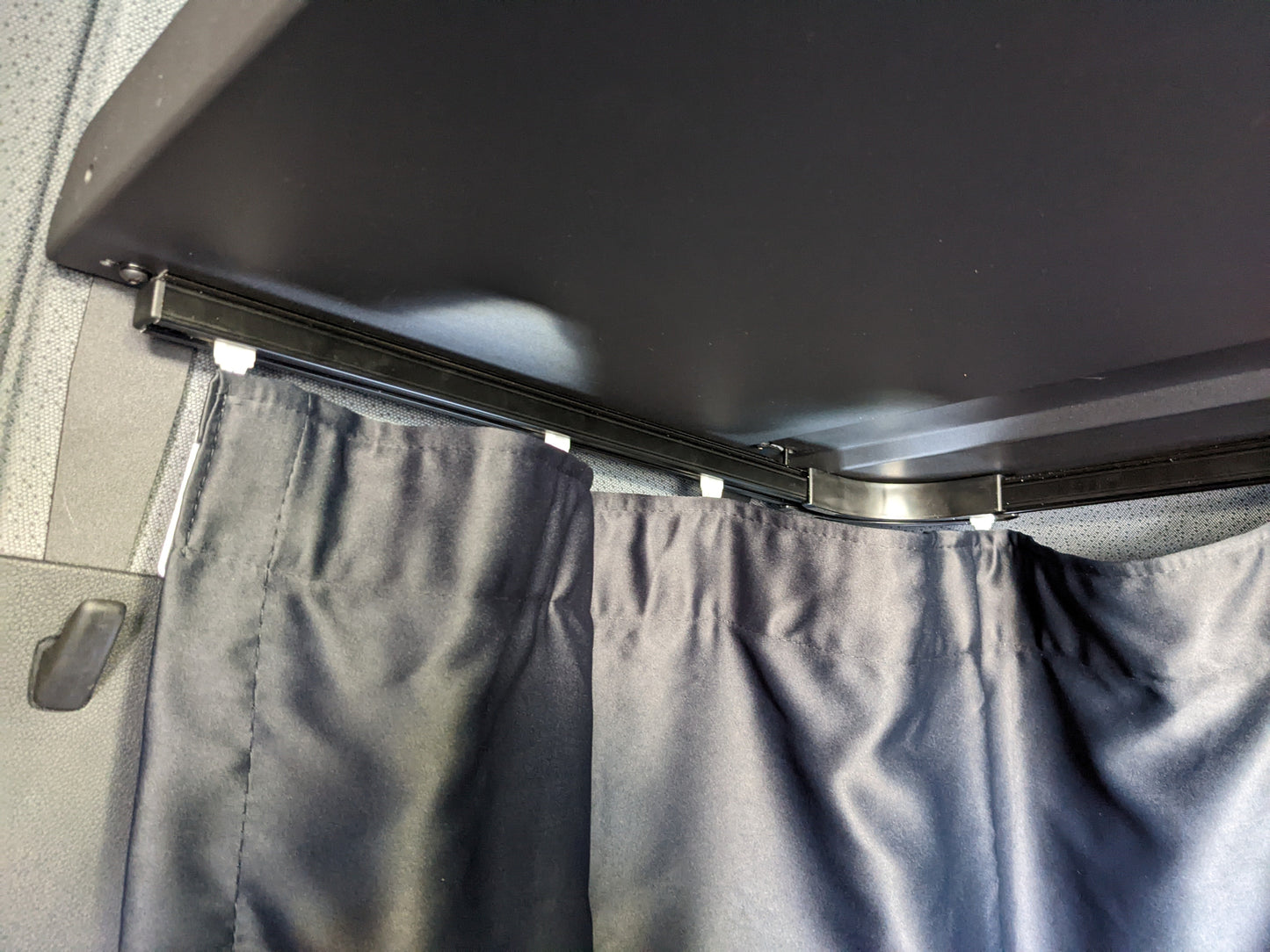 SPRINTER HEADLINER SHELF INCLUDES CURTAIN ROD AND LINER 2019+