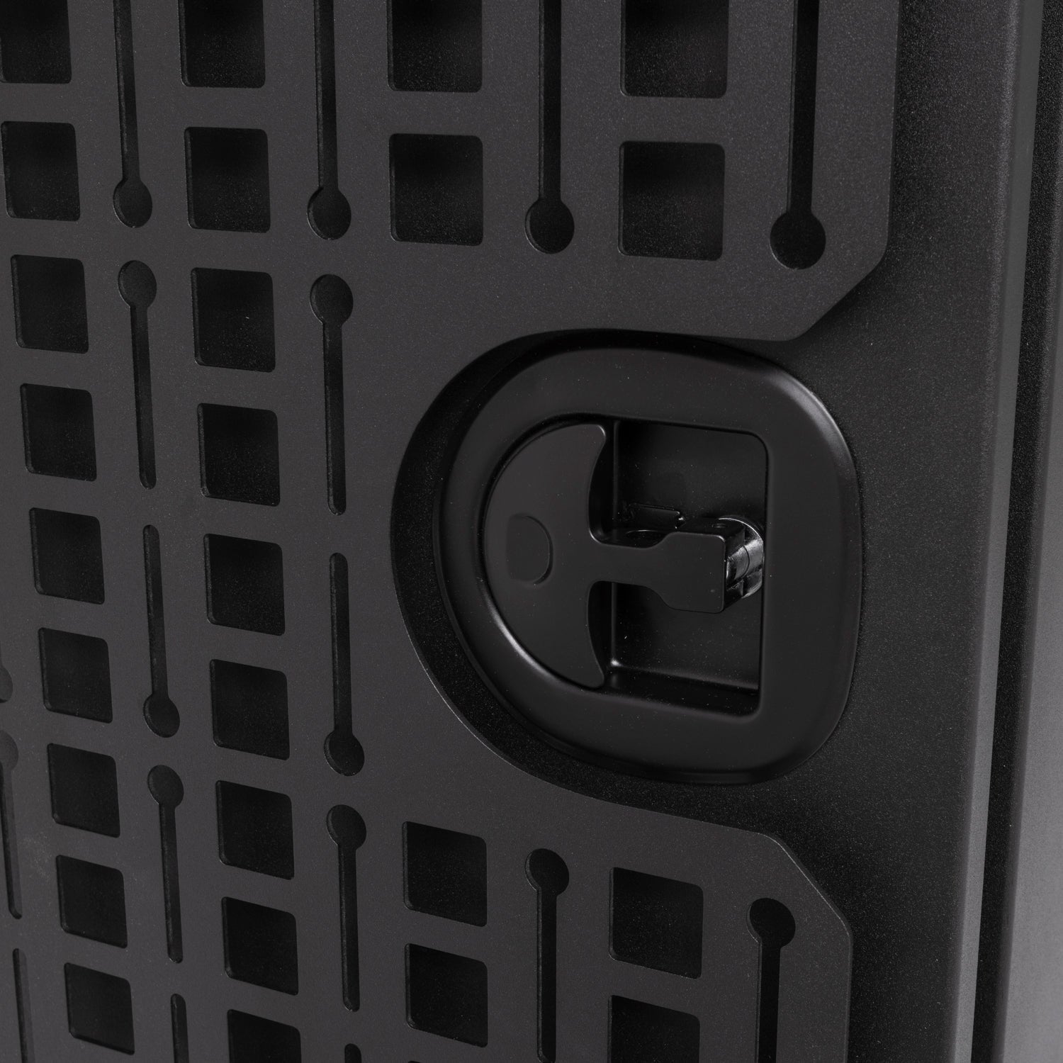 RB Components Small Vertical Rear Door Box - 4.53 Cu Ft
