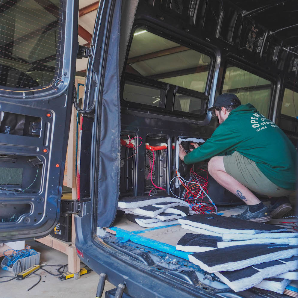 3M™ THINSULATE™ PRE-CUT TRANSIT VAN INSULATION KIT