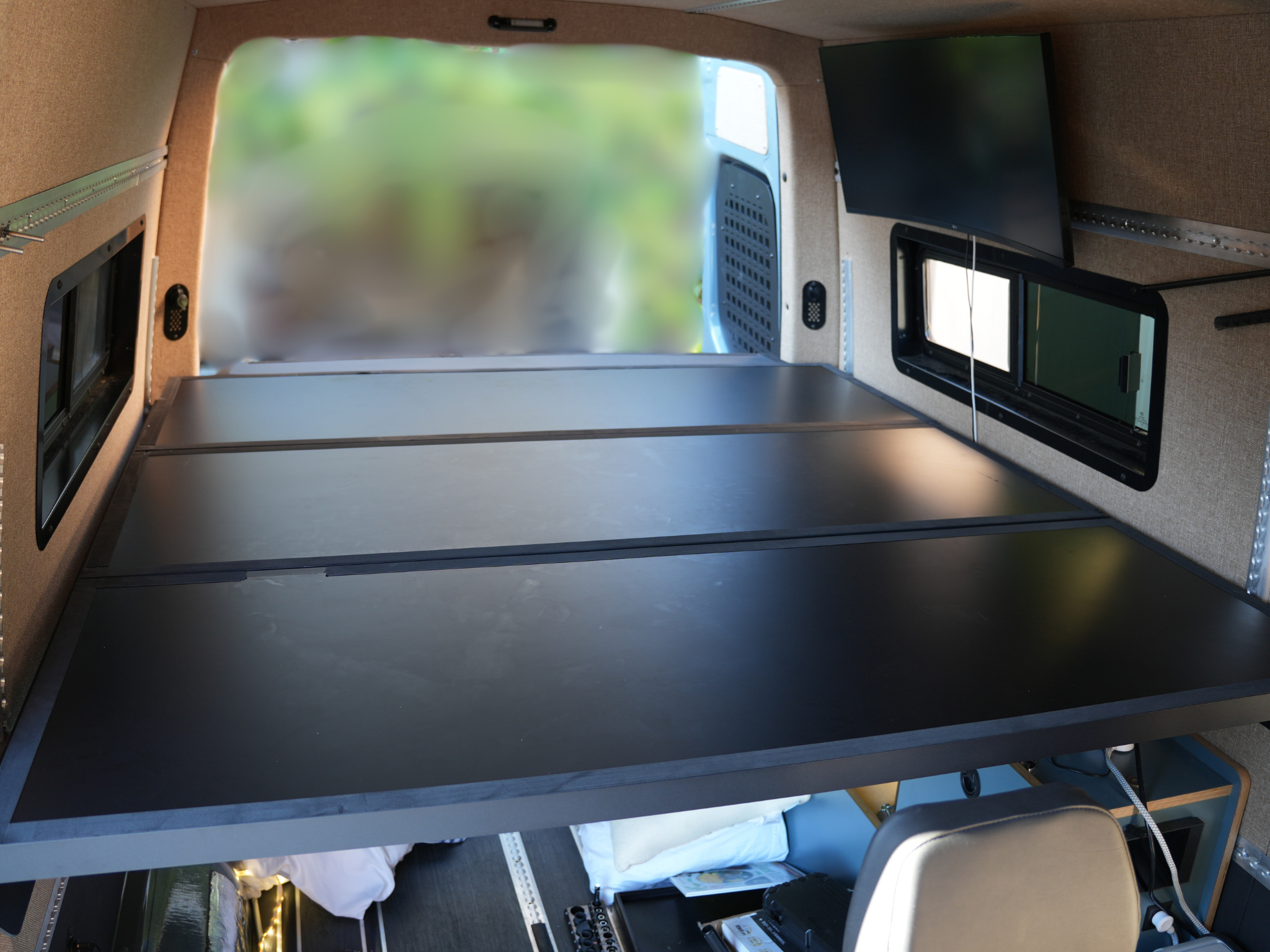 WHITE TOP ADVENTURES® SPRINTER VAN HONEYCOMB PLATFORM BED SYSTEM