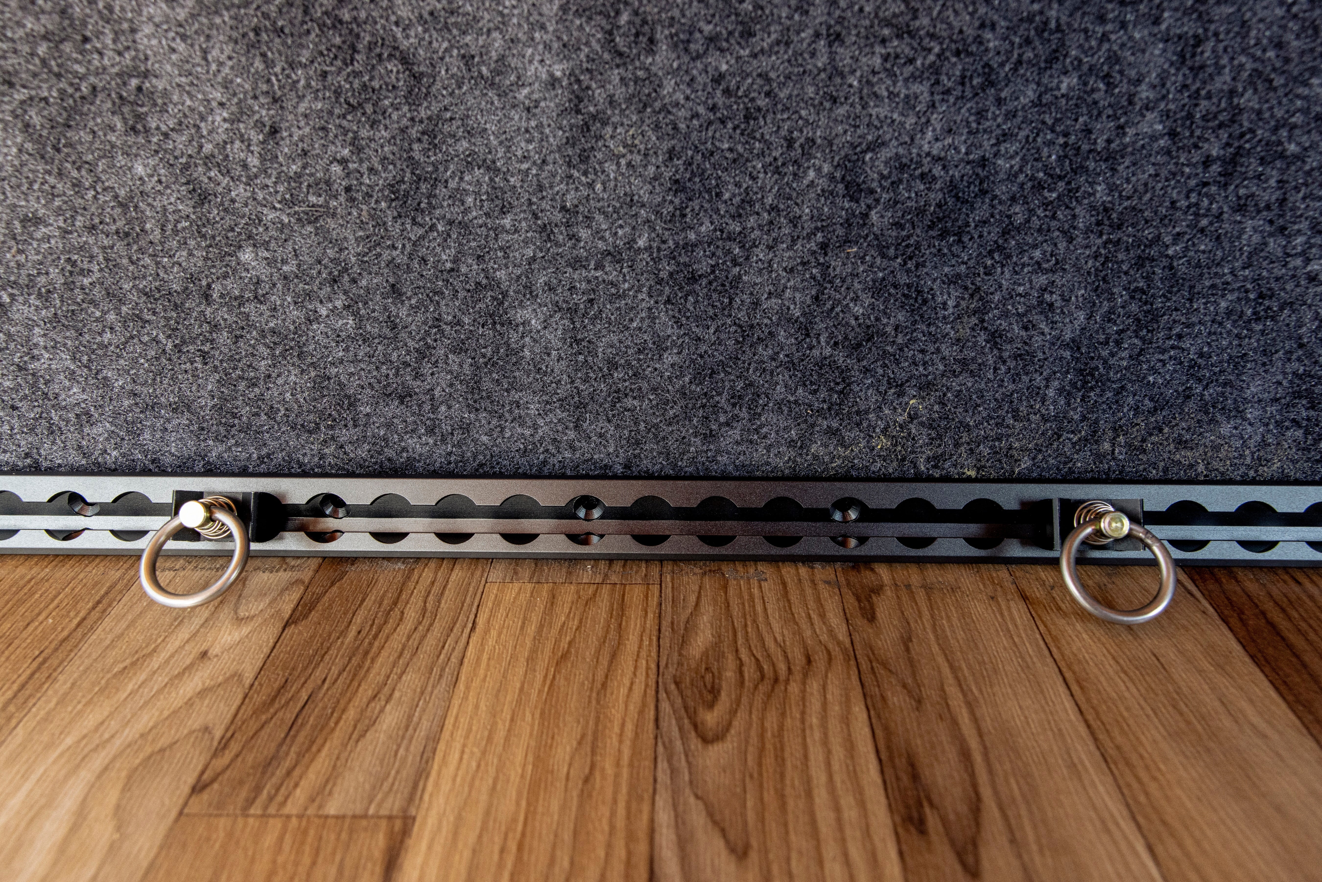 VanEssential Corner Venture L-Track - 2 Pack - Modular Gear Rail - Modular Gear Rail