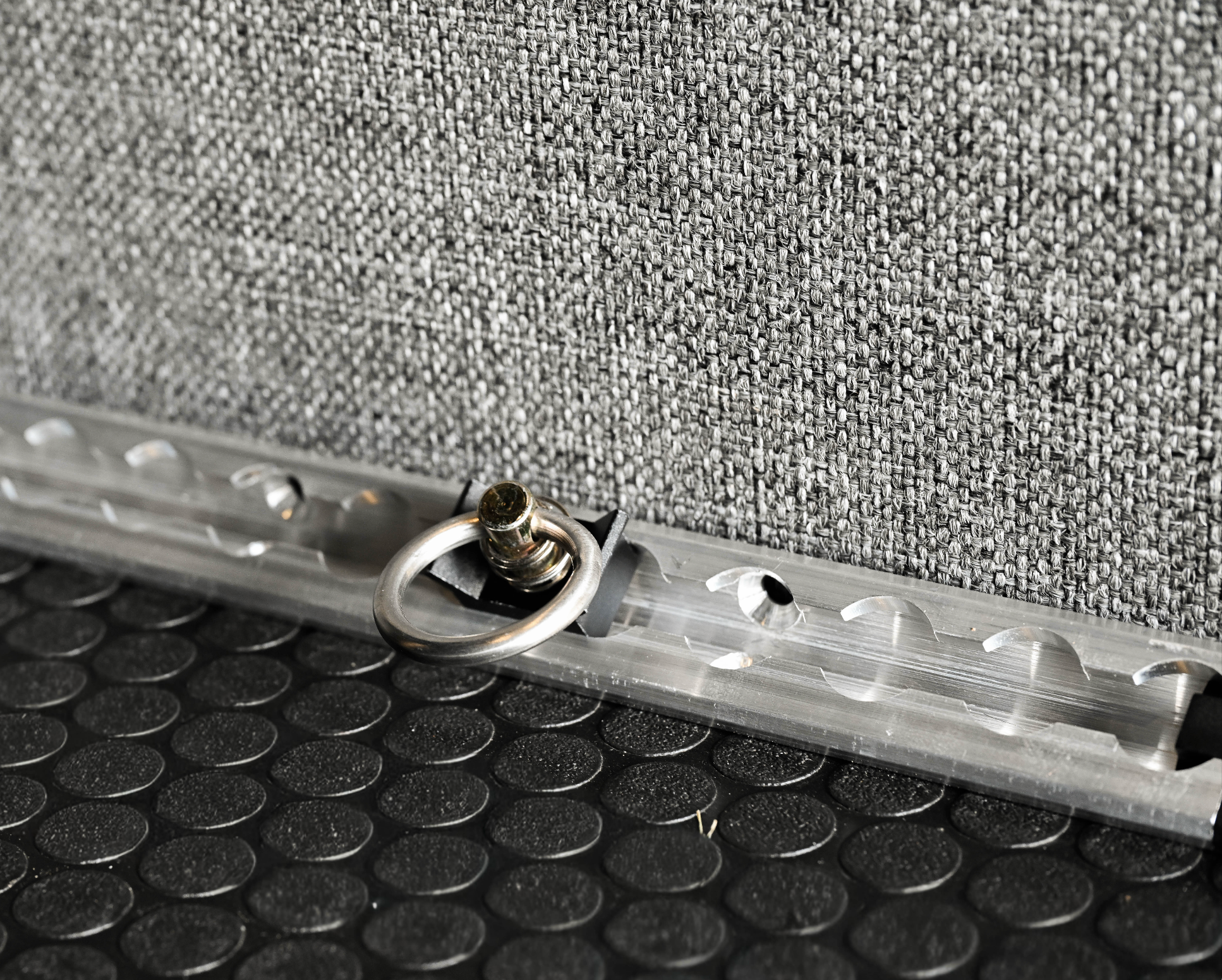 VanEssential Raw Corner Venture L-Track - 2 Pack - Modular Gear Rail - Modular Gear Rail