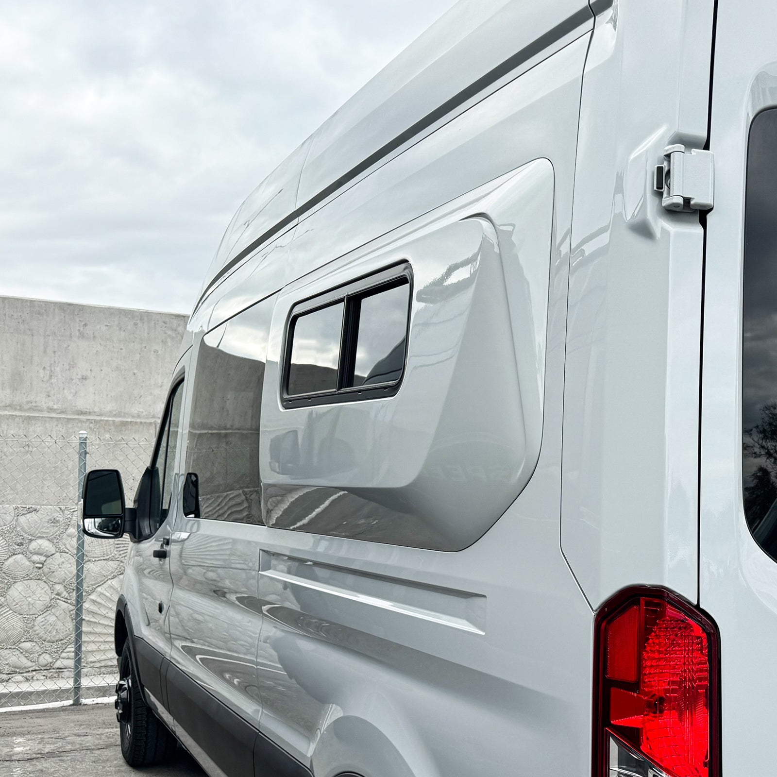 VANSPEED TRANSIT EXTERIOR CAPSULES