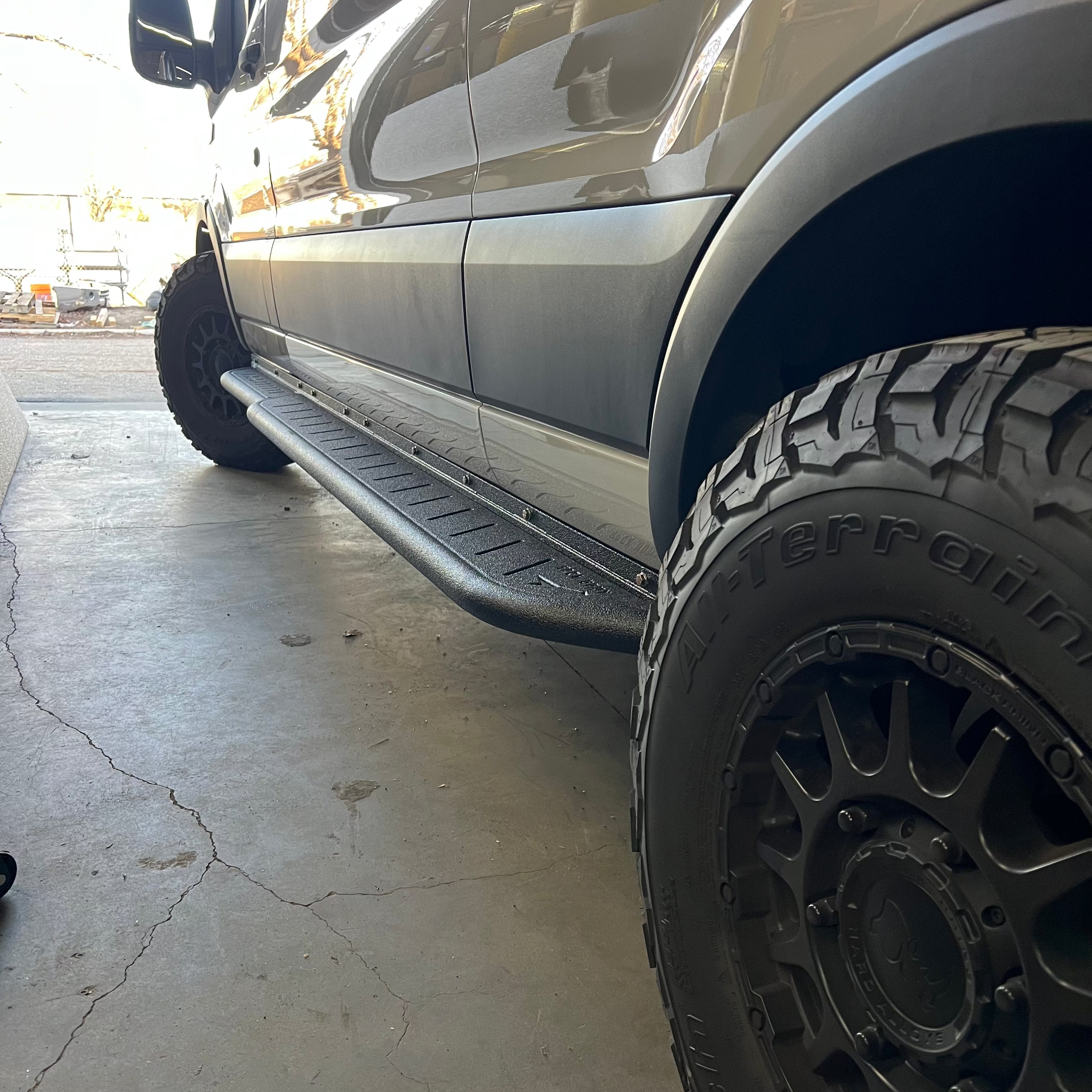 AVATAR OFF-ROAD ROCKBODY SIDE STEPS