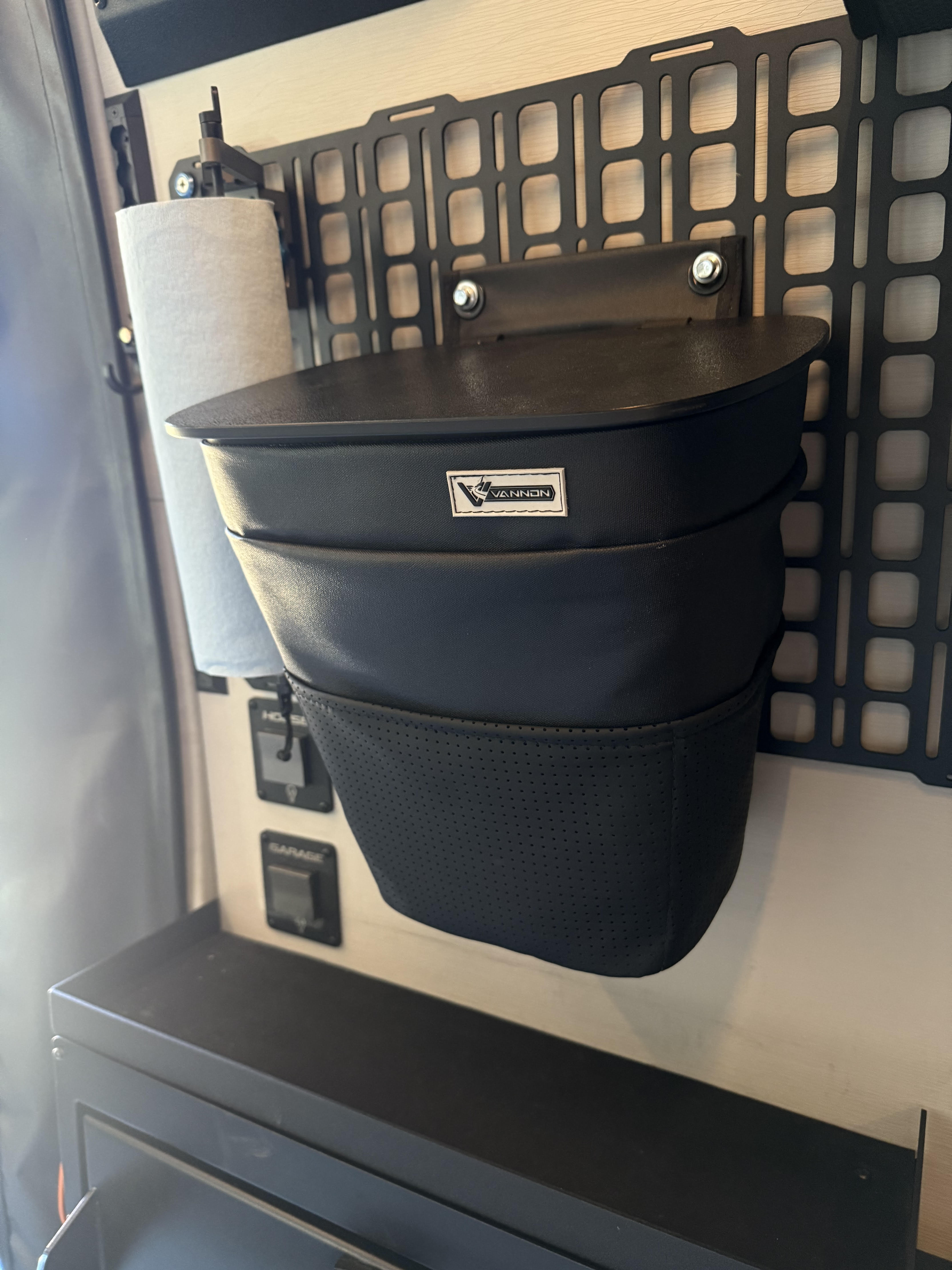 Vannon Wall-Mounted 3-Gallon Waste Bin