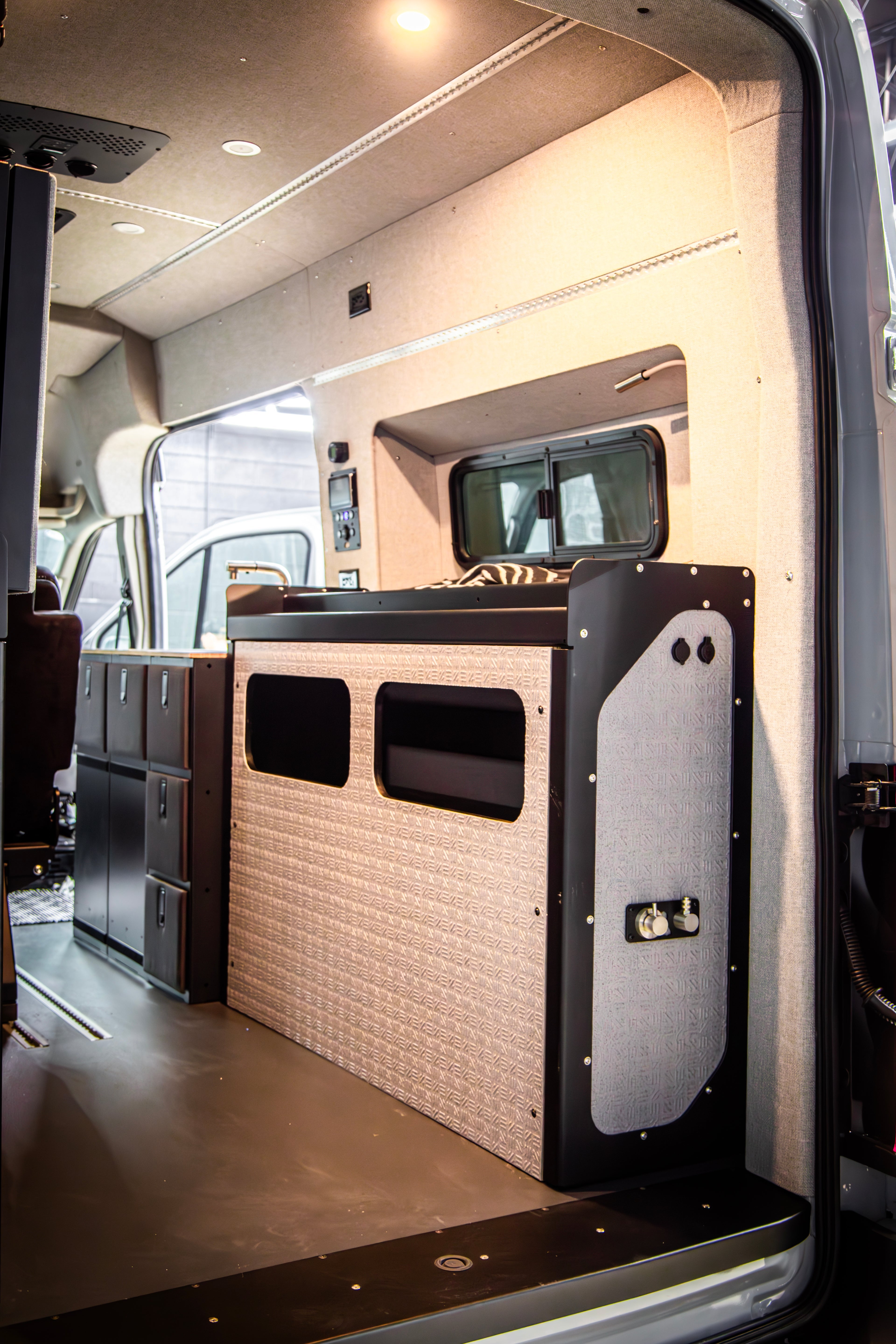 ROVER VANS GOAT GARAGE SYSTEM - ULTIMATE 3-in-1 BED/DESK/STORAGE