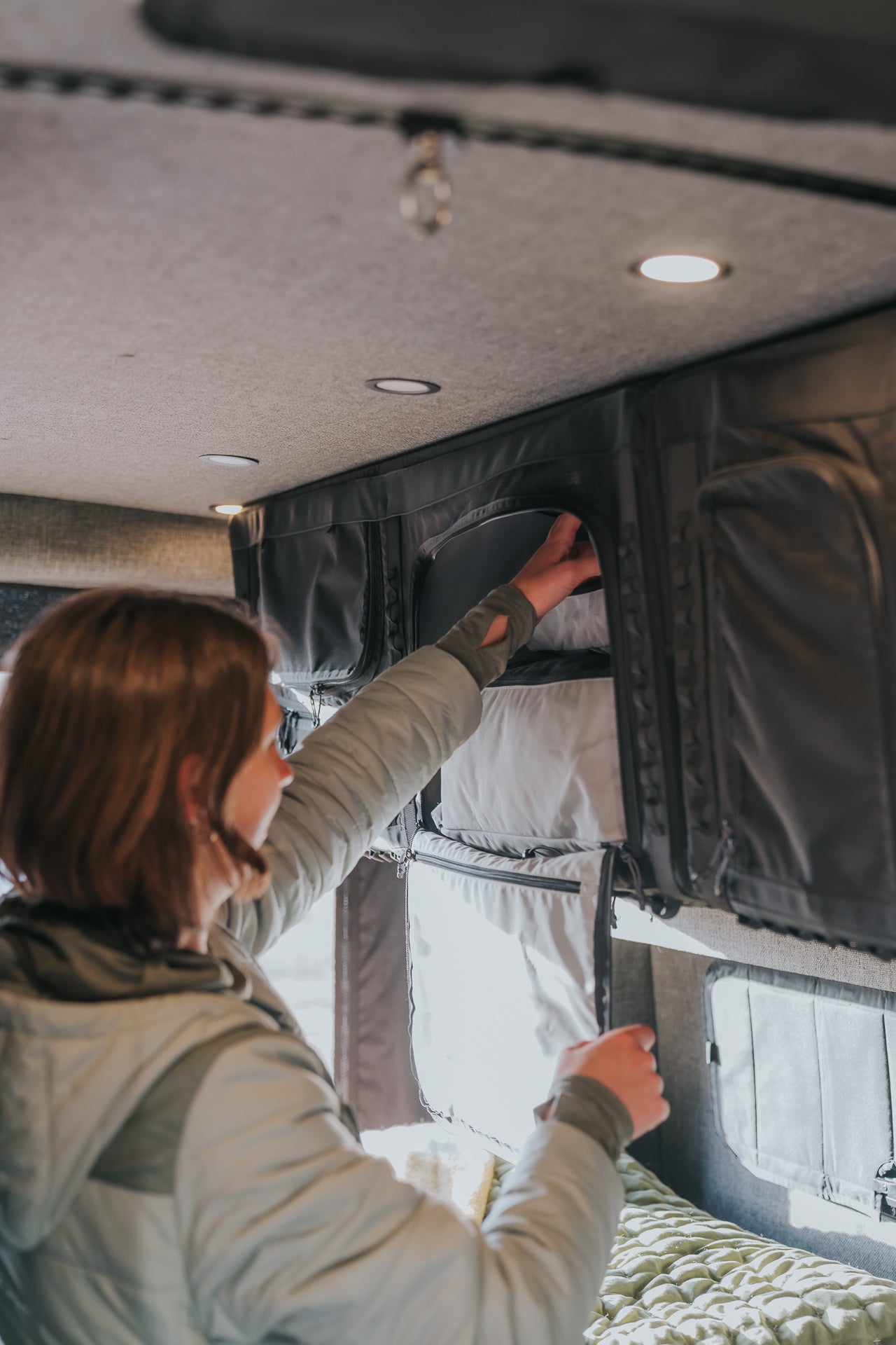 VanEssential Packing Cube (Large) - Packable Gear Storage