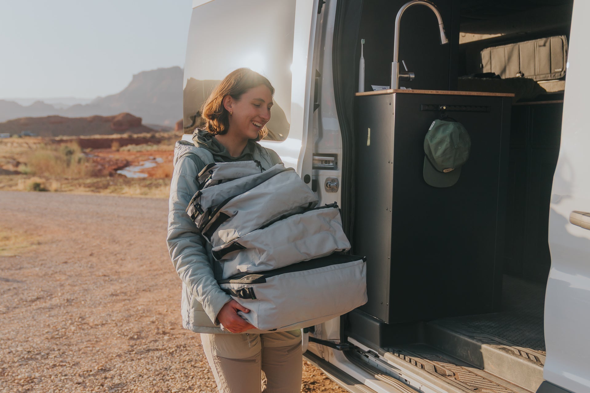 VanEssential Packing Cube (Extra Large) - Packable Gear Storage