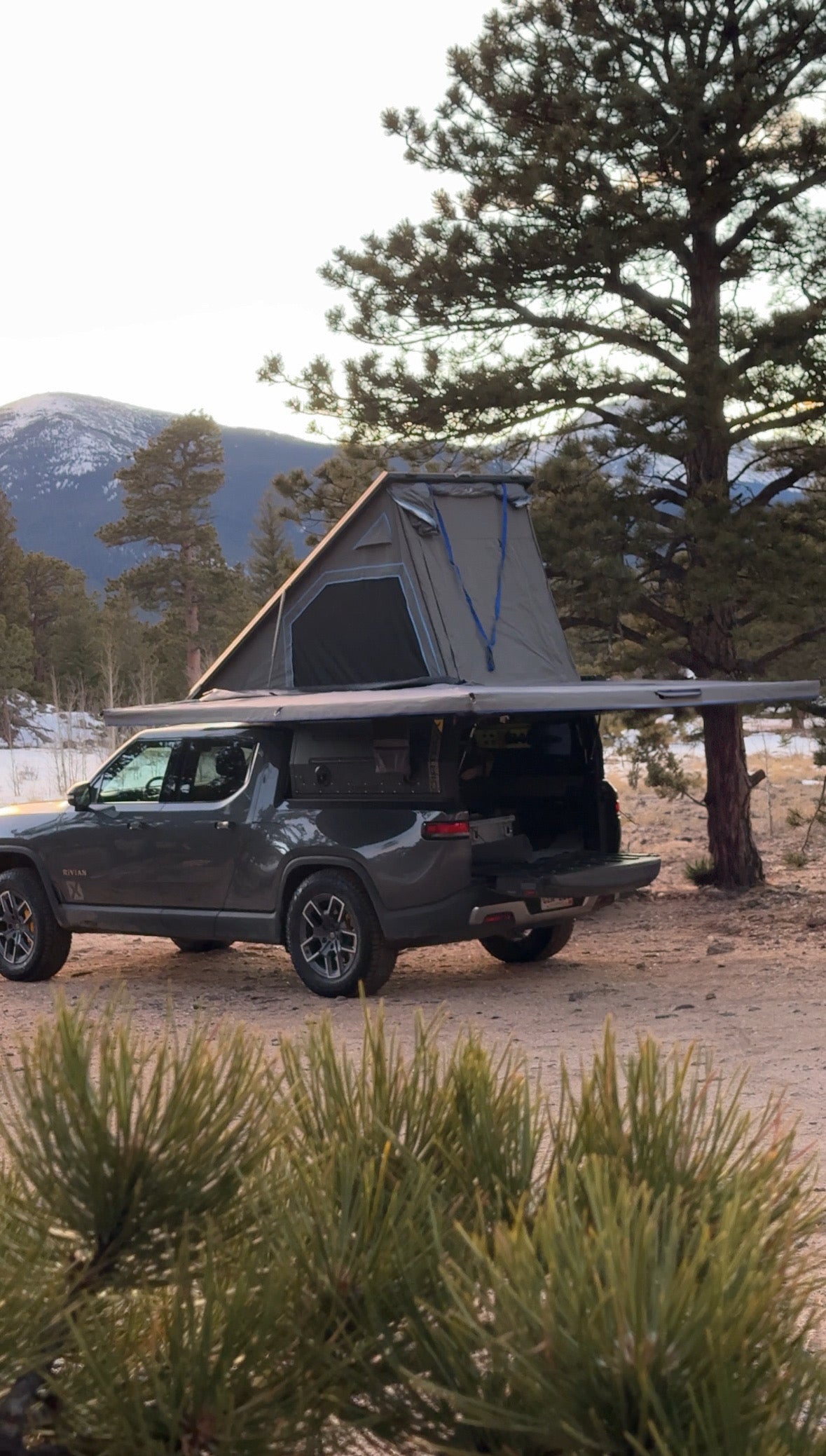 DIRTBOX FREE-STANDING 270-DEGREE AWNING
