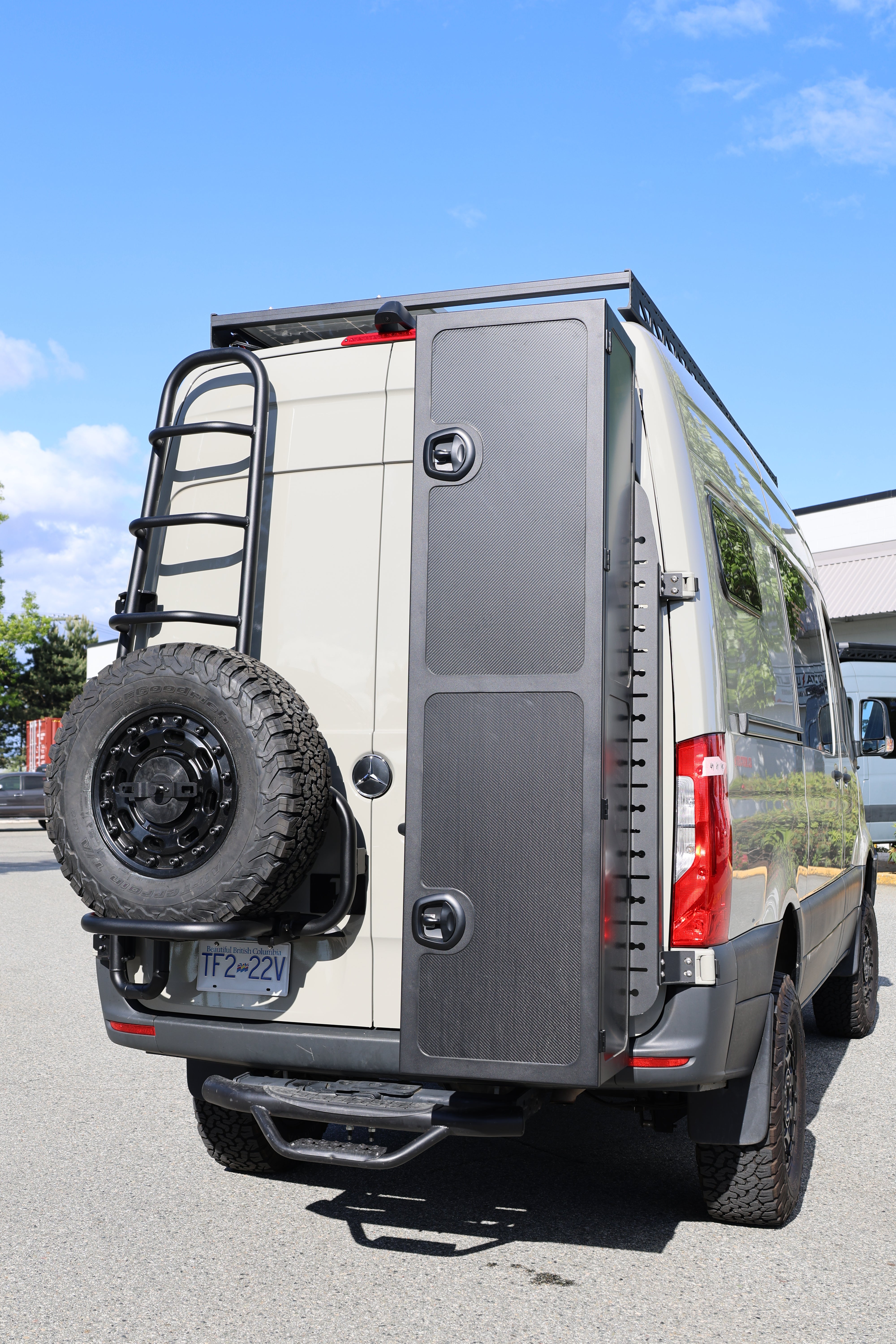 Tec Vanlife Trenta Carbon Fiber Storage Box - Long Gear