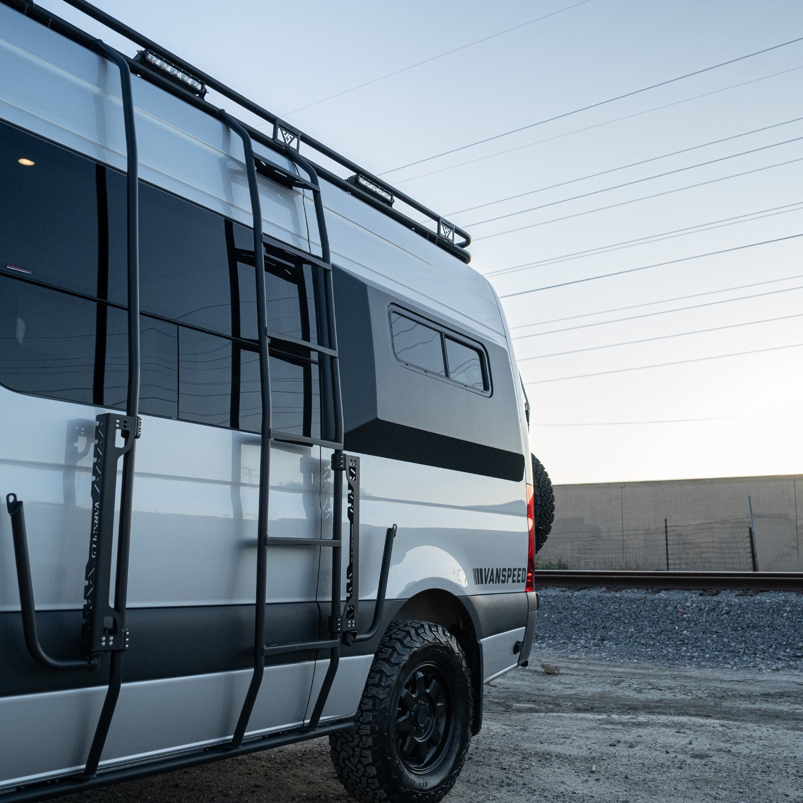 VANSPEED REAR BED FLARES & SIDE CAPSULES
