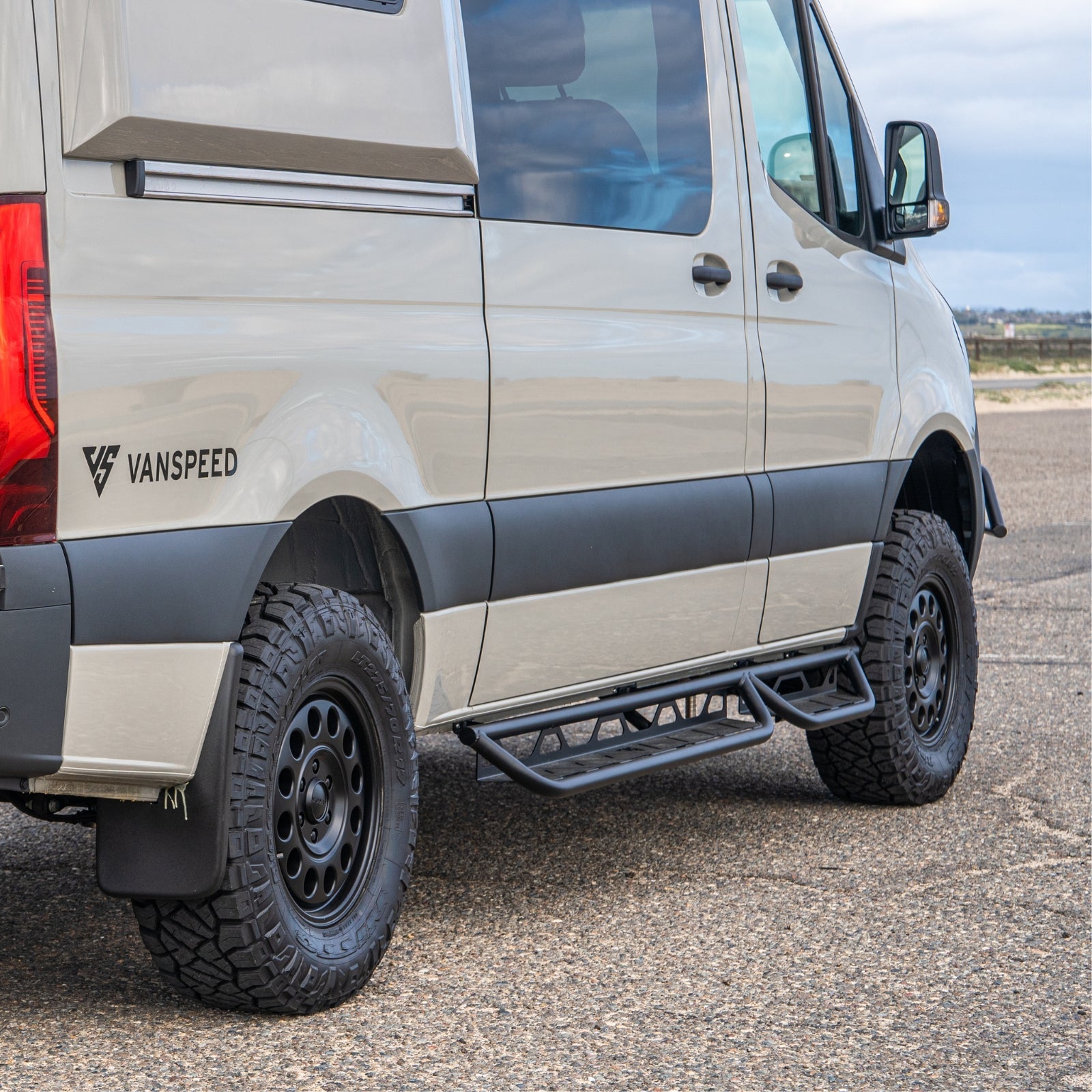 VANSPEED SIDE STEPS & HIGH-TRACTION RUNNING BOARDS