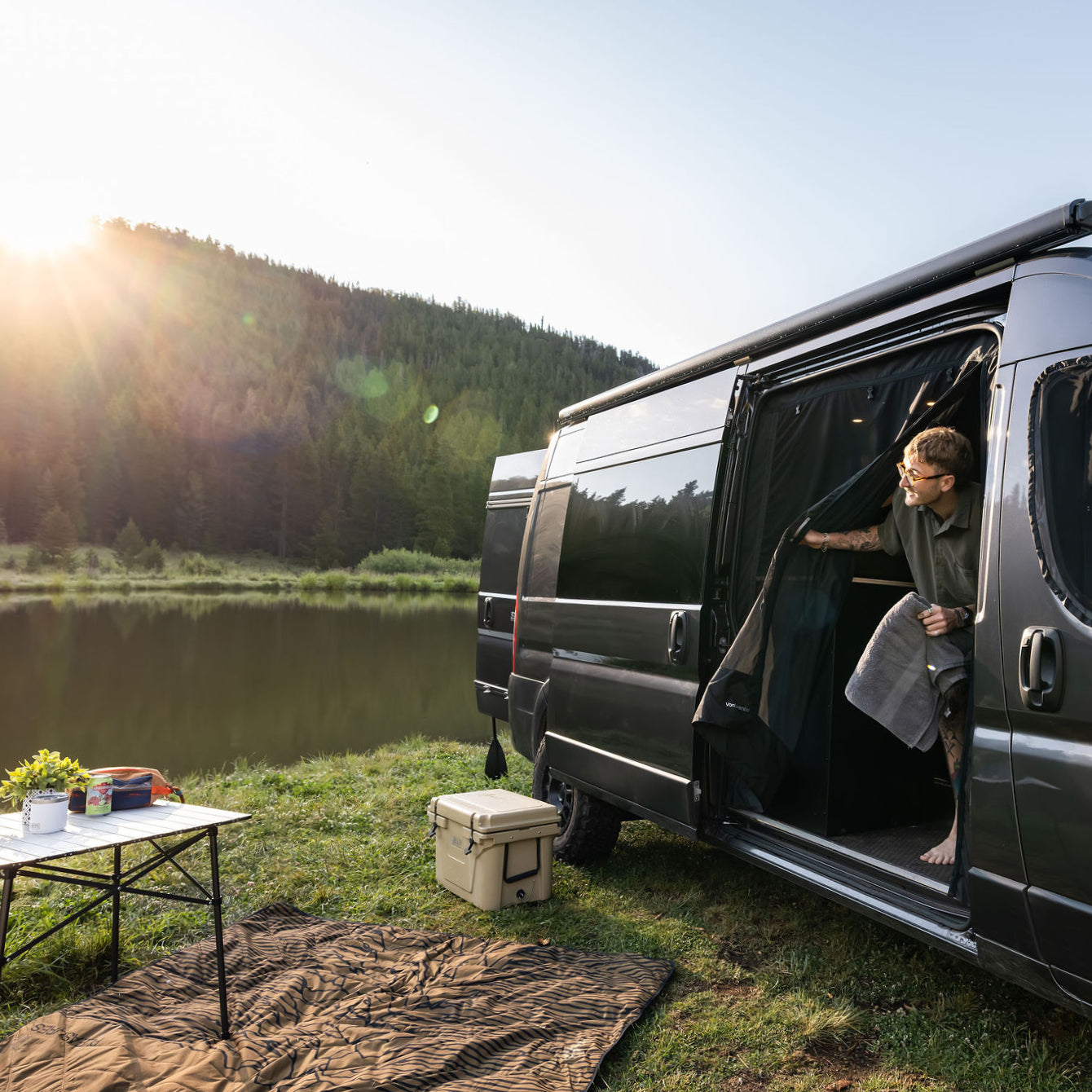 VanEssential Ram Promaster Bug Screen - Sliding Door - Sealed Slider Airflow