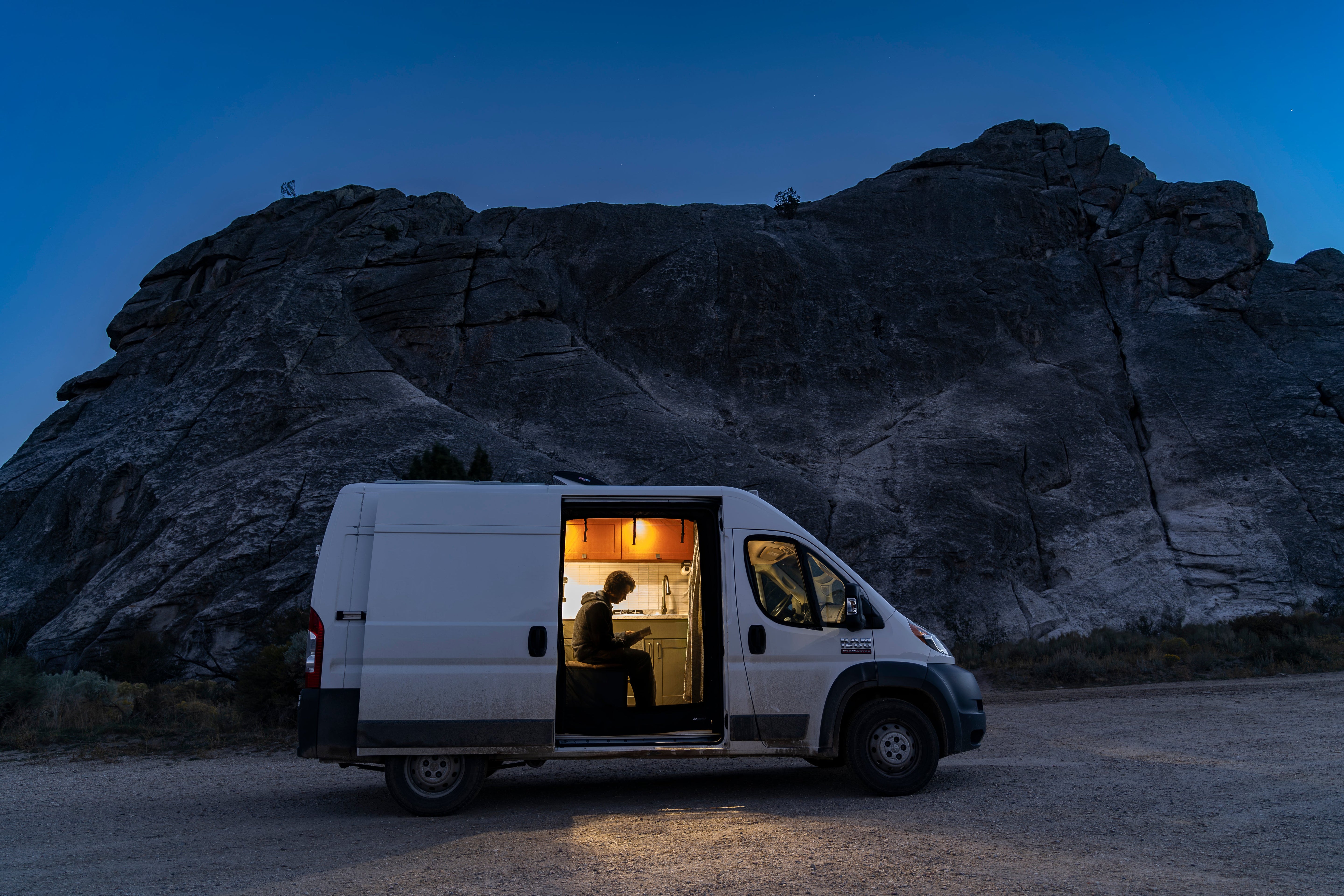 VanEssential Ram Promaster Bug Screen - Sliding Door - Sealed Slider Airflow