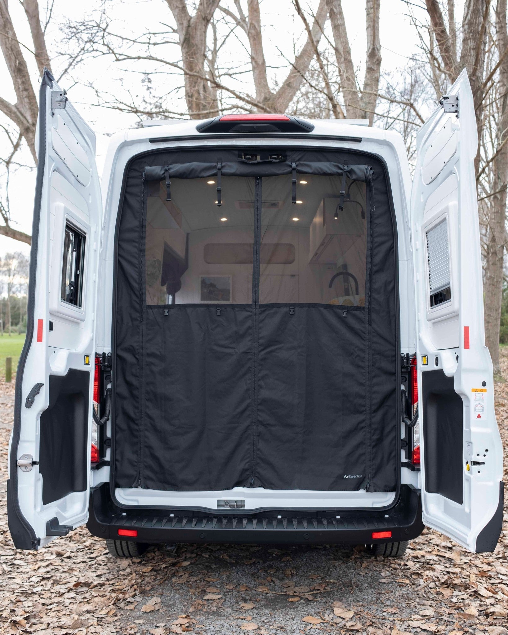 VanEssential Ford Transit Bug Screen - Rear Door - Rear-Door Airflow
