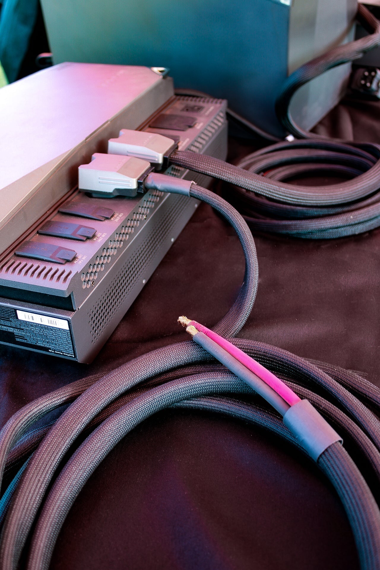 48-Volt Air Conditioner Cable for EcoFlow Power Kits (4-Post to Bare Wire, 20 Foot) - Direct 48V A/C Power