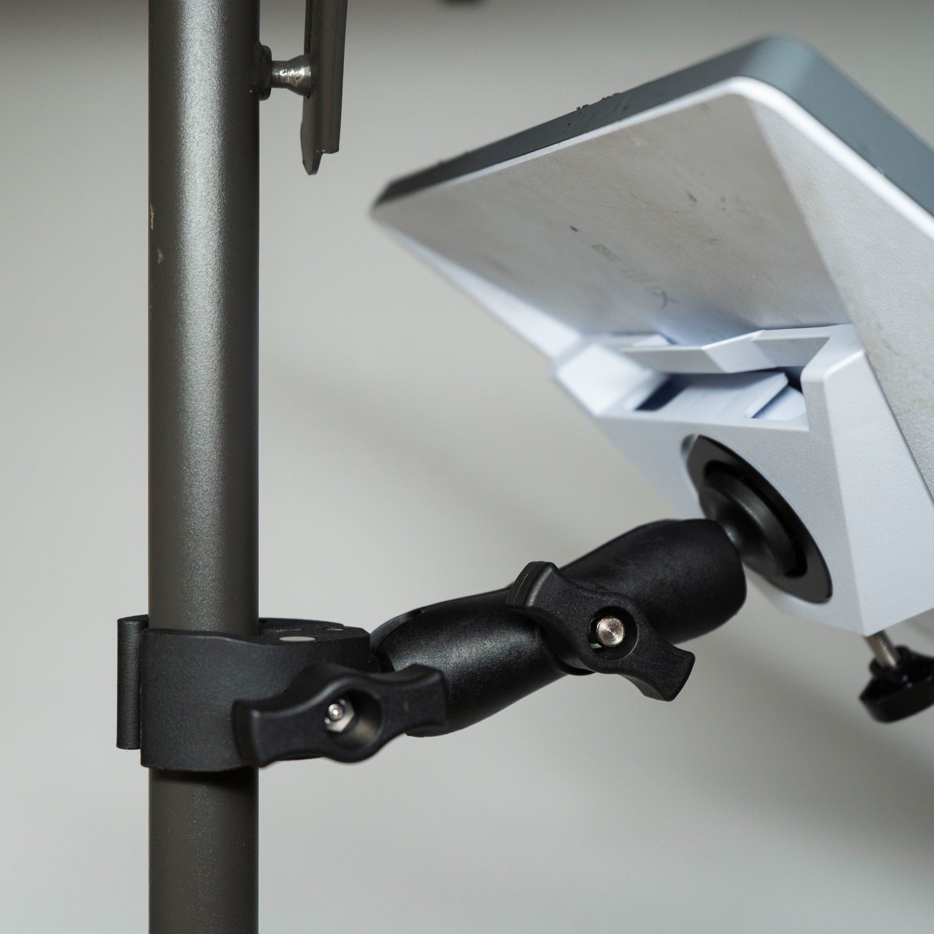 Revolink Satellite Gear Starlink Mini Bar Clamp Mount - Secure Starlink Setup