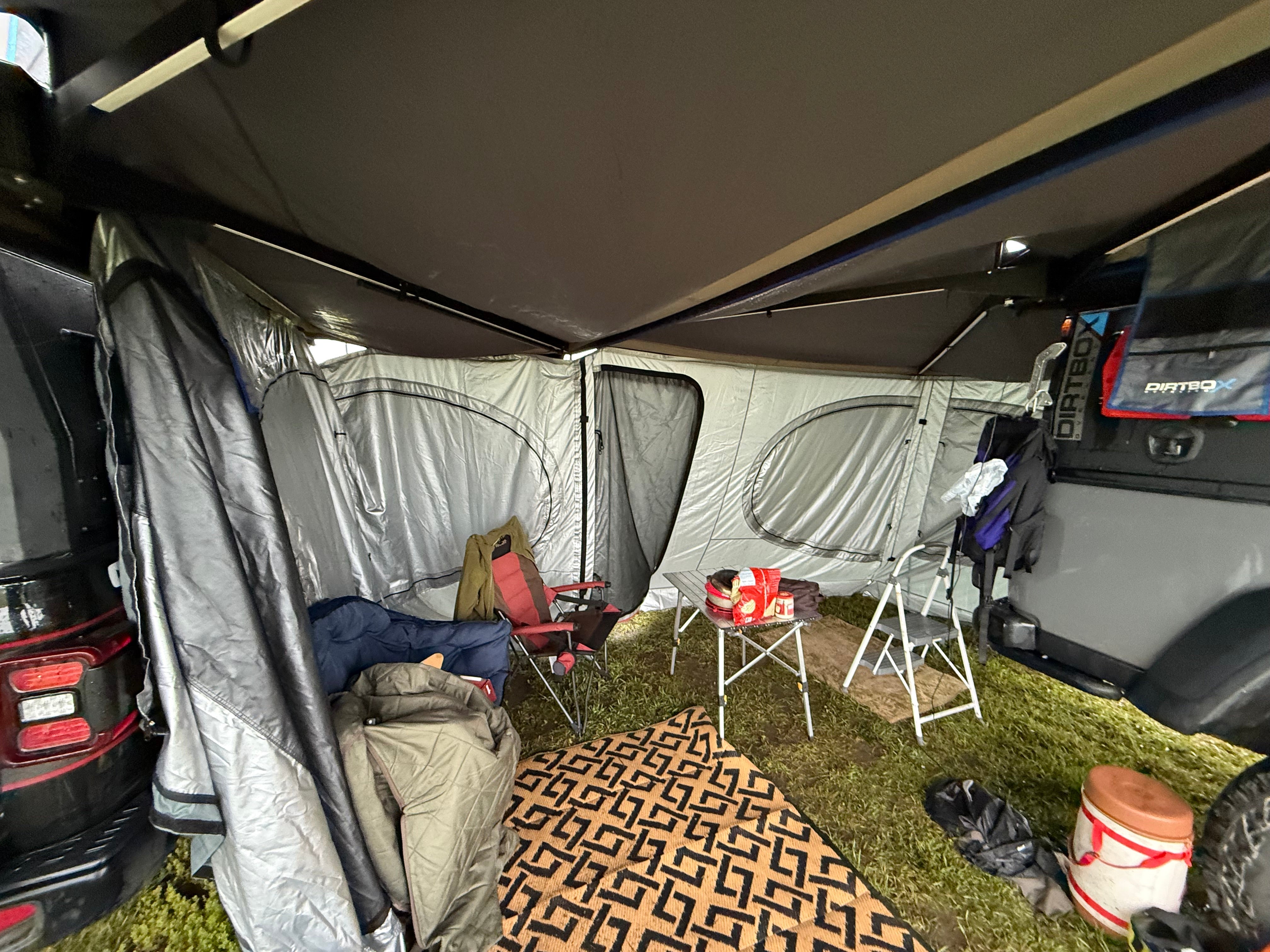 DIRTBOX OVERLAND 270 AWNING ROOM
