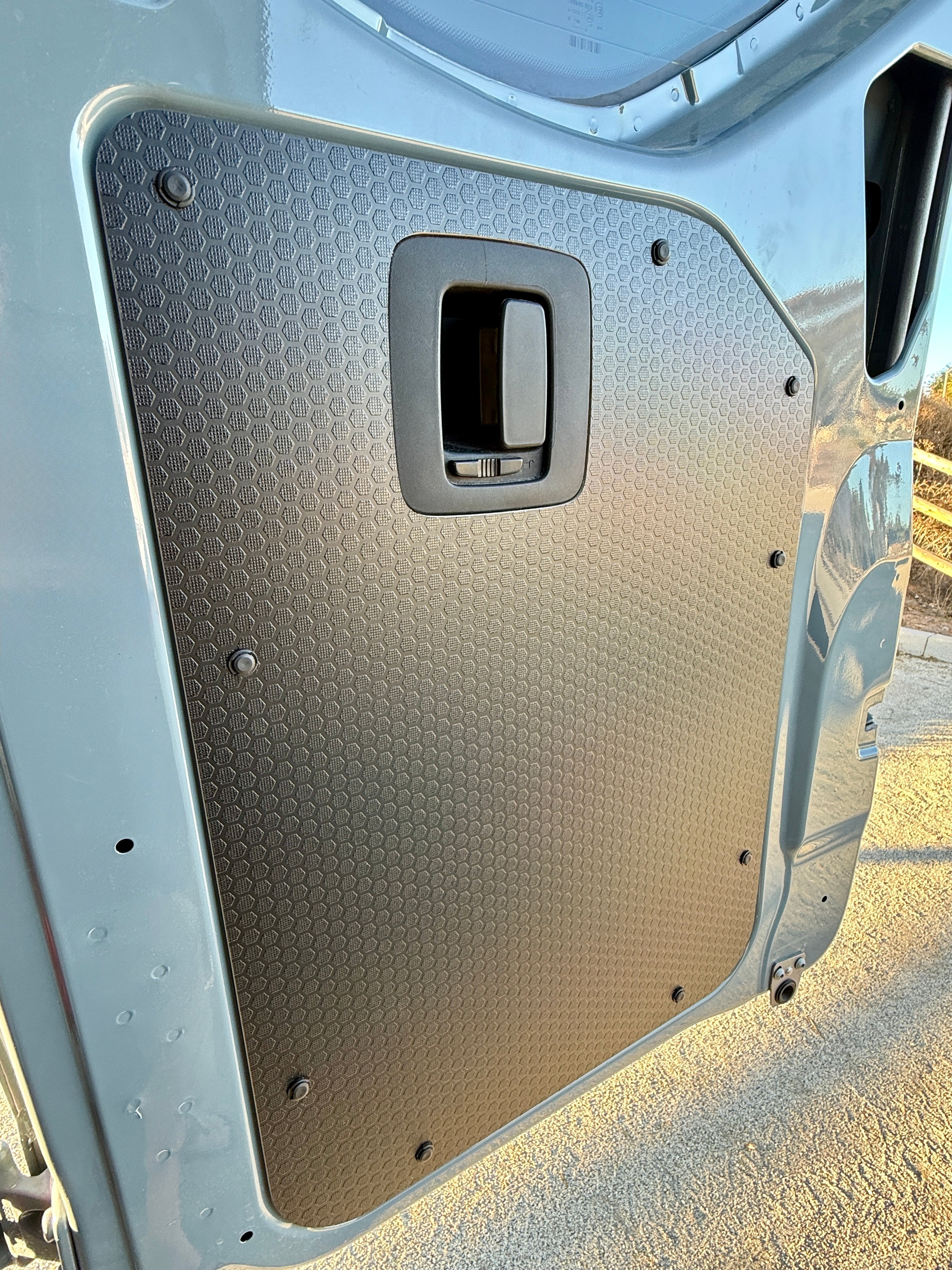 Sandy Vans Sprinter Lower Rear Door Panels (Black-Hex)