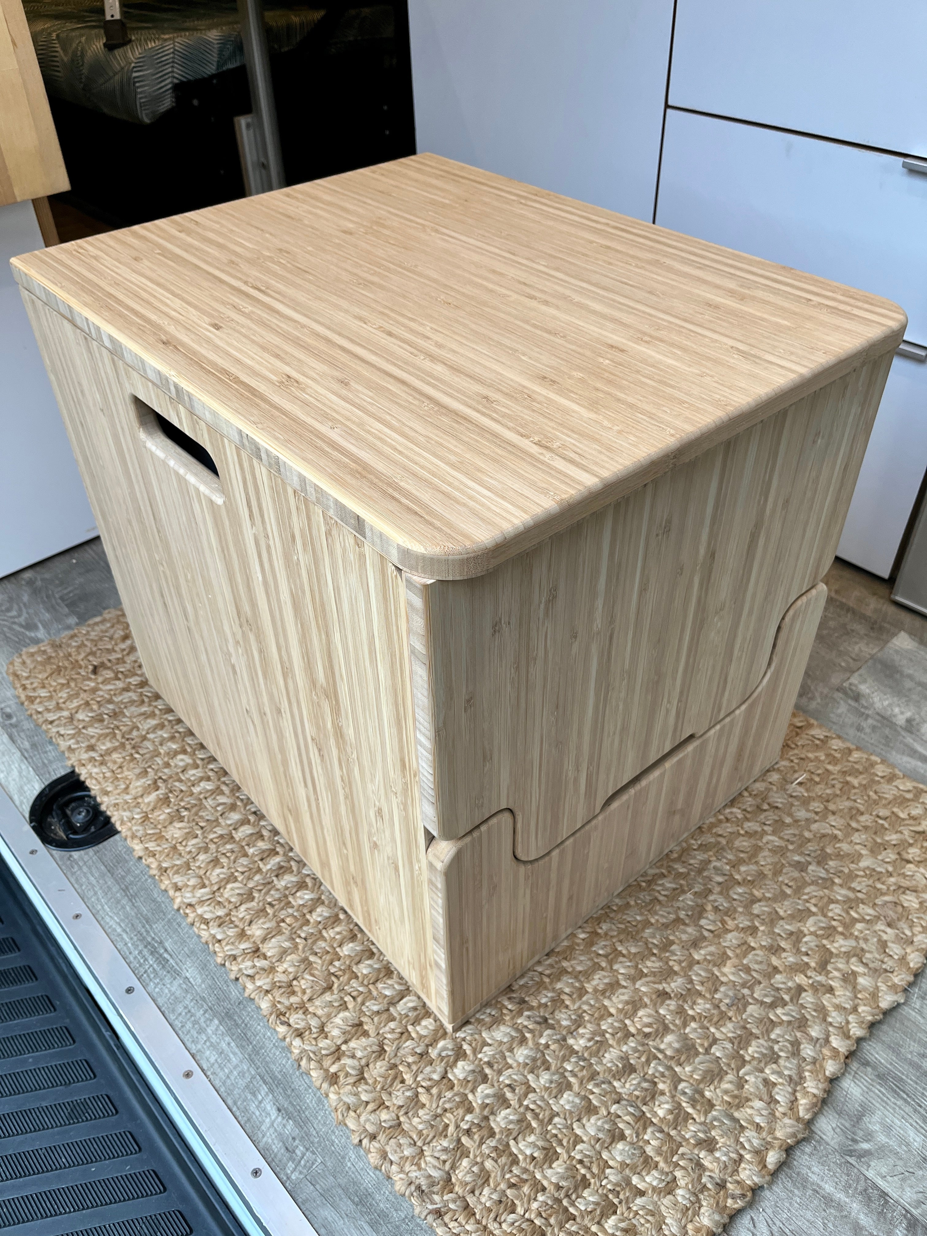 Weekender Outdoors Amber Bamboo Lift-Top Toilet Cabinet (Laveo Dry Flush Compatible)