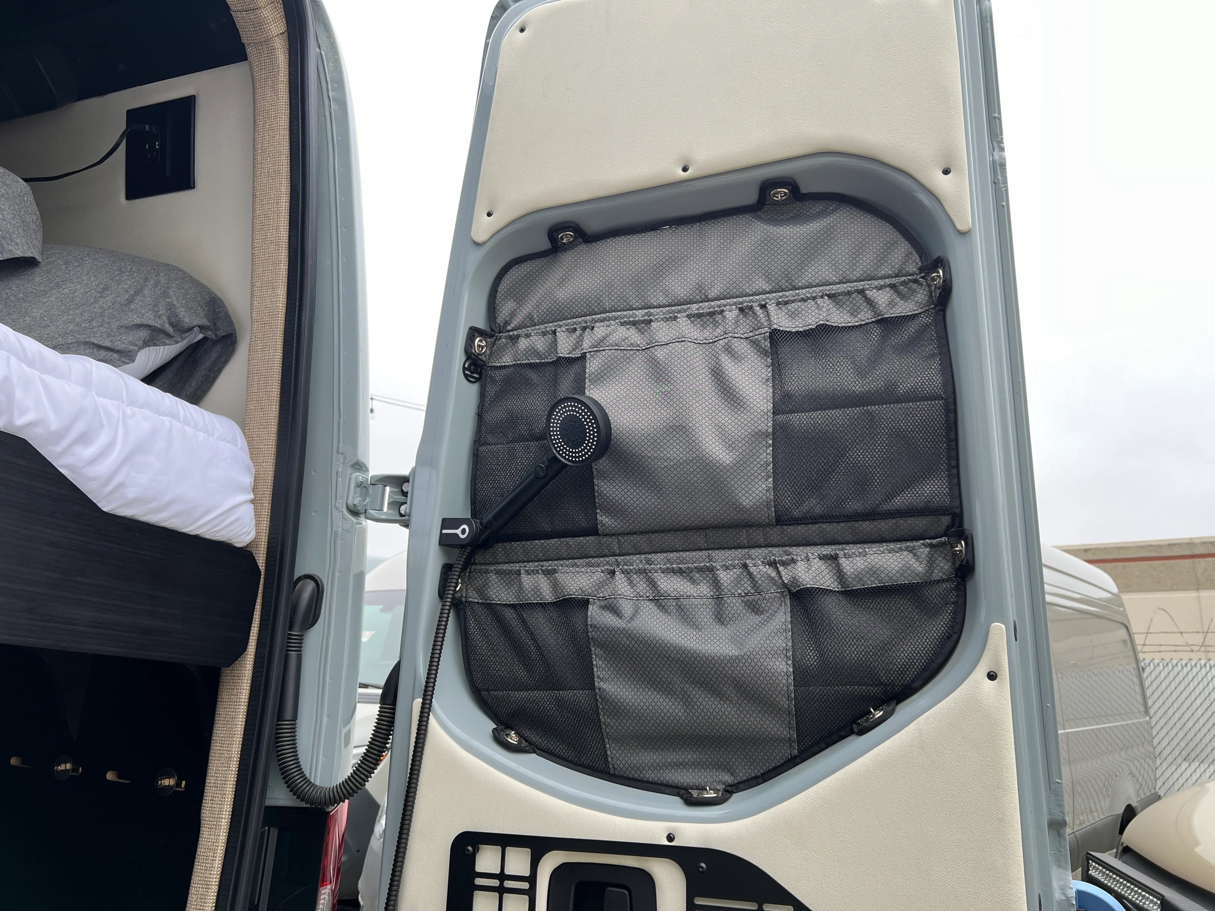 SANDY VANS SPRINTER REAR WINDOW STORAGE STUFF BAGS