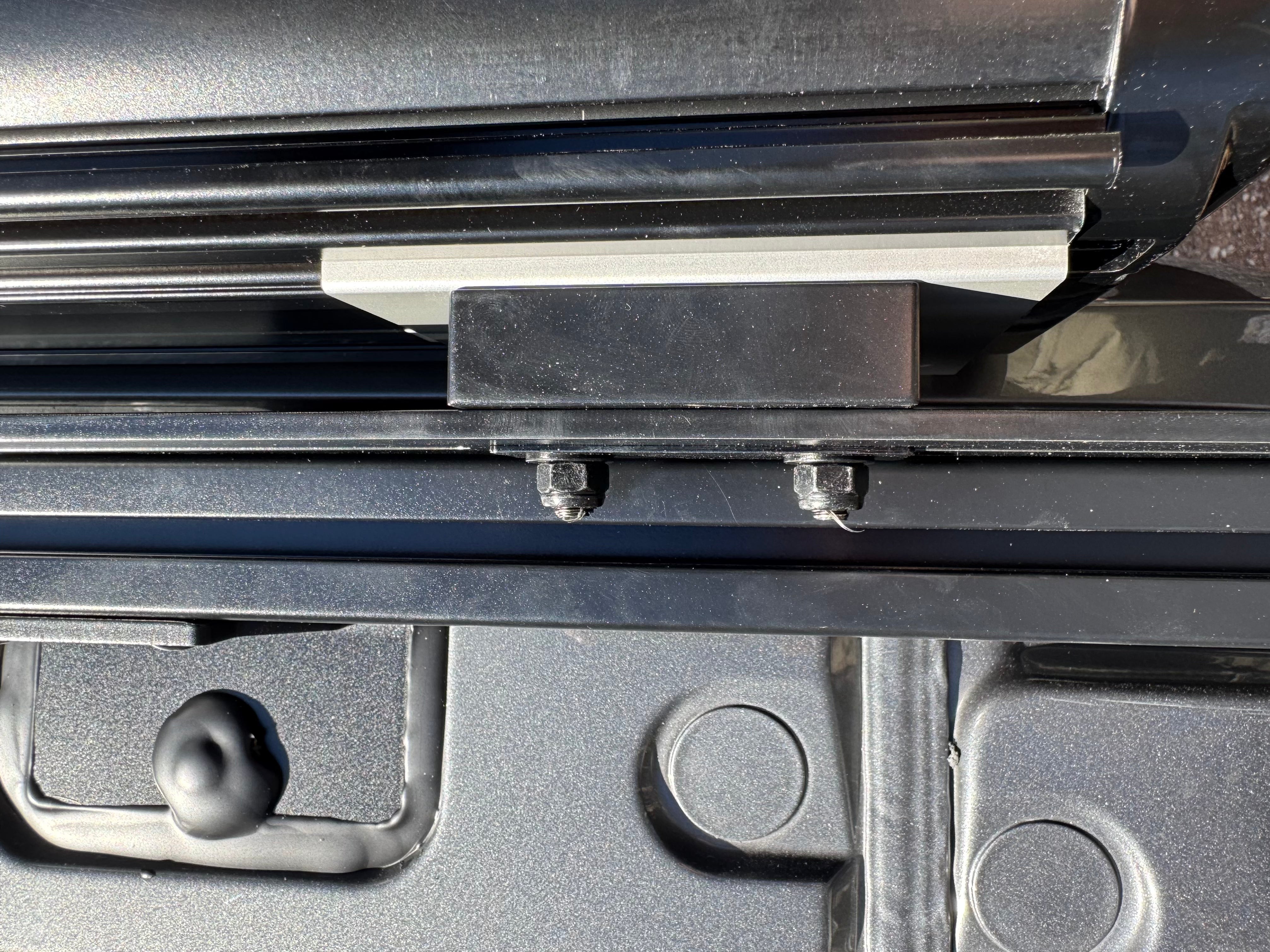 UNAKA GEAR CO. F45S AWNING MOUNTING BRACKETS