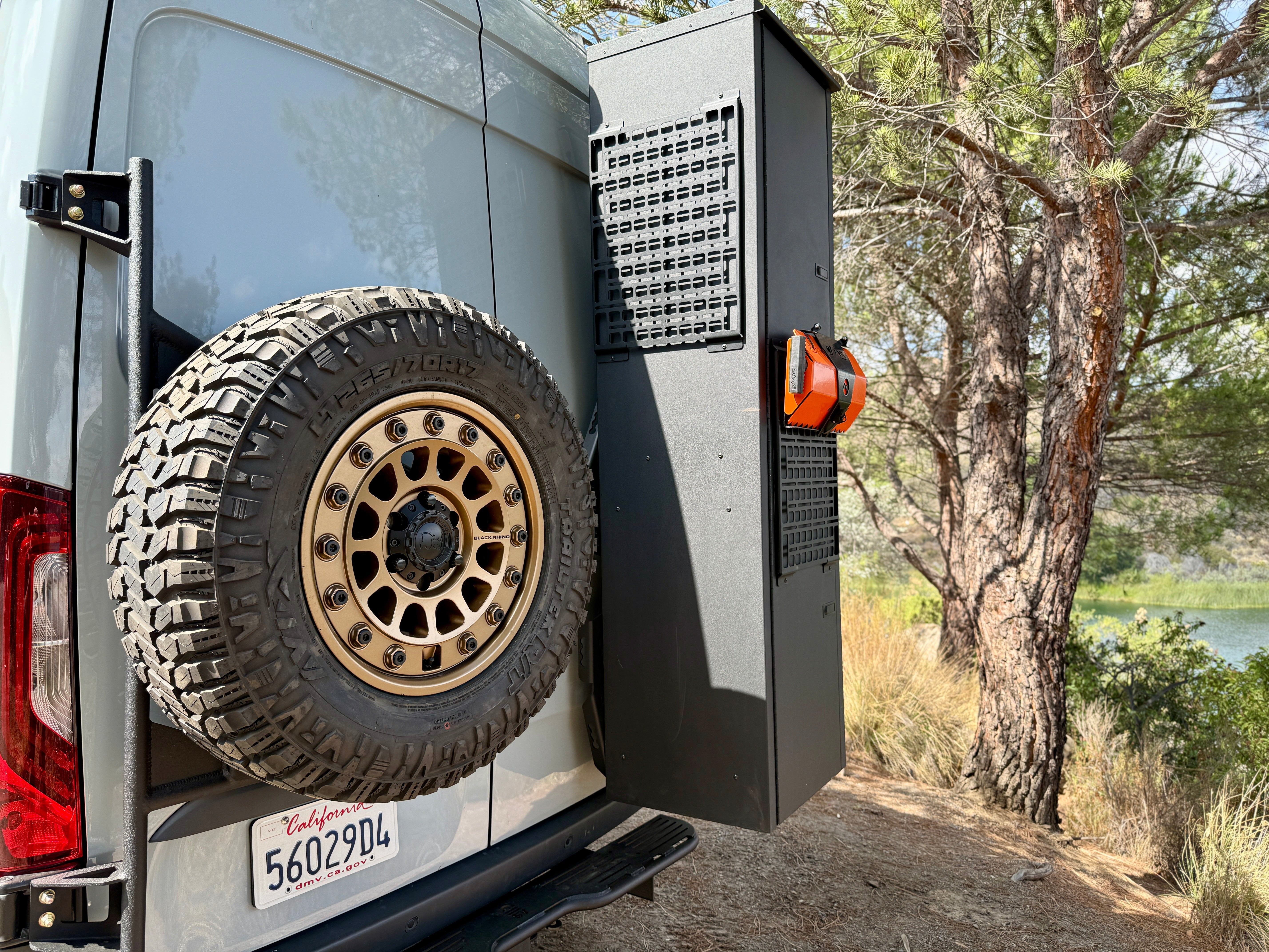 SV Spare Tire Rack