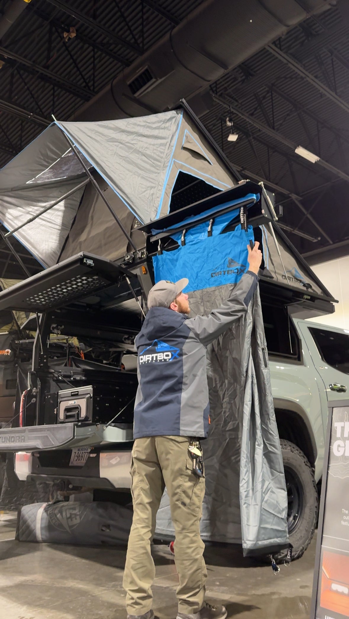 DIRTBOX OVERLAND ULTIMATE CAMP SHOWER & SWING-OUT SYSTEM KIT