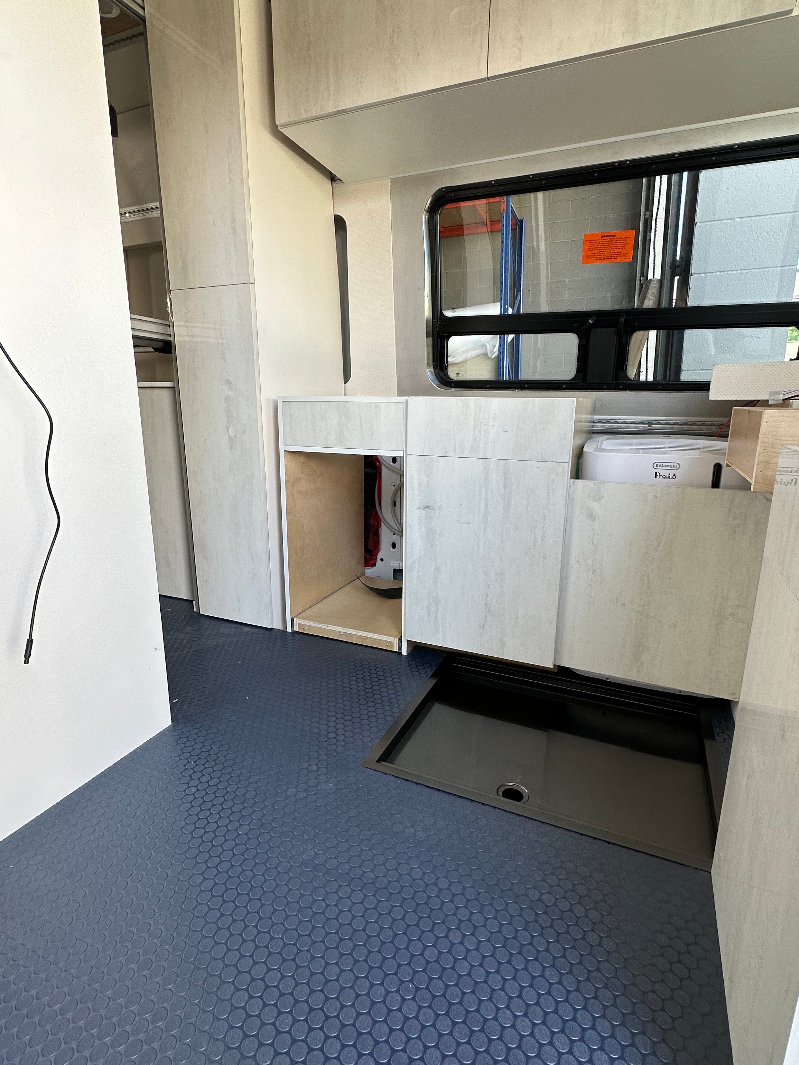 Tec Vanlife Low-Profile Shower Pan - Recessed Floor