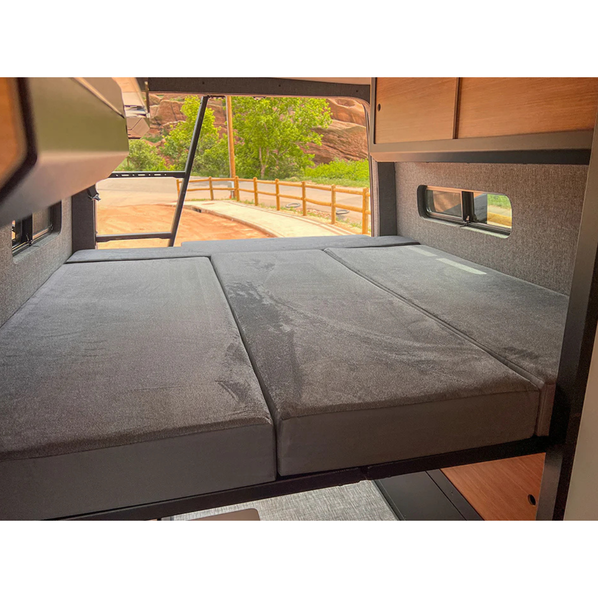 Rigwell Made Sprinter 170 Nomad Murphy Bed - Three-Mode System
