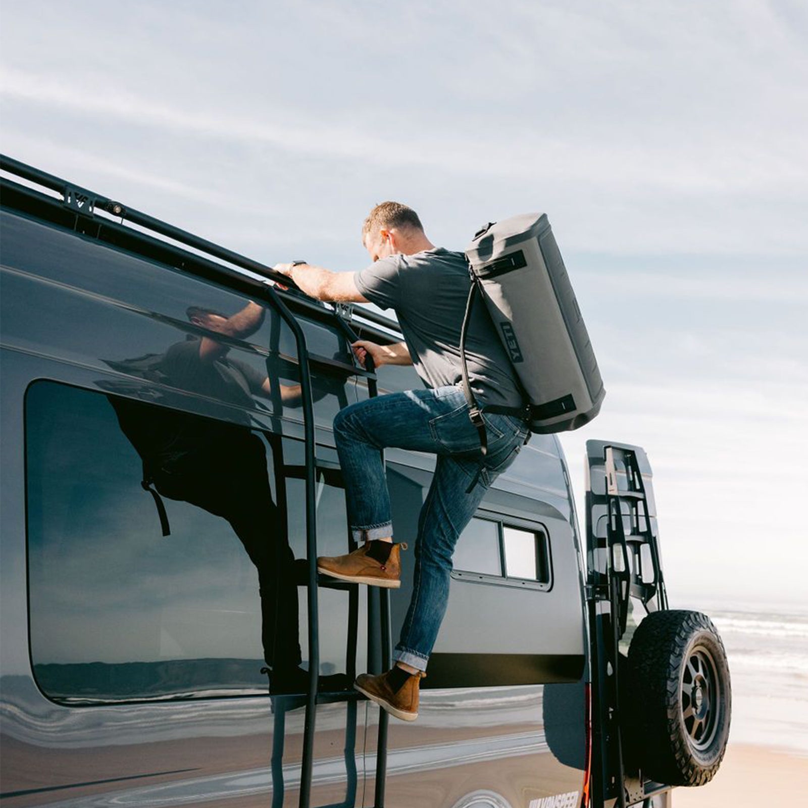 VANSPEED HIGH ROOF SIDE LADDER (2014+)