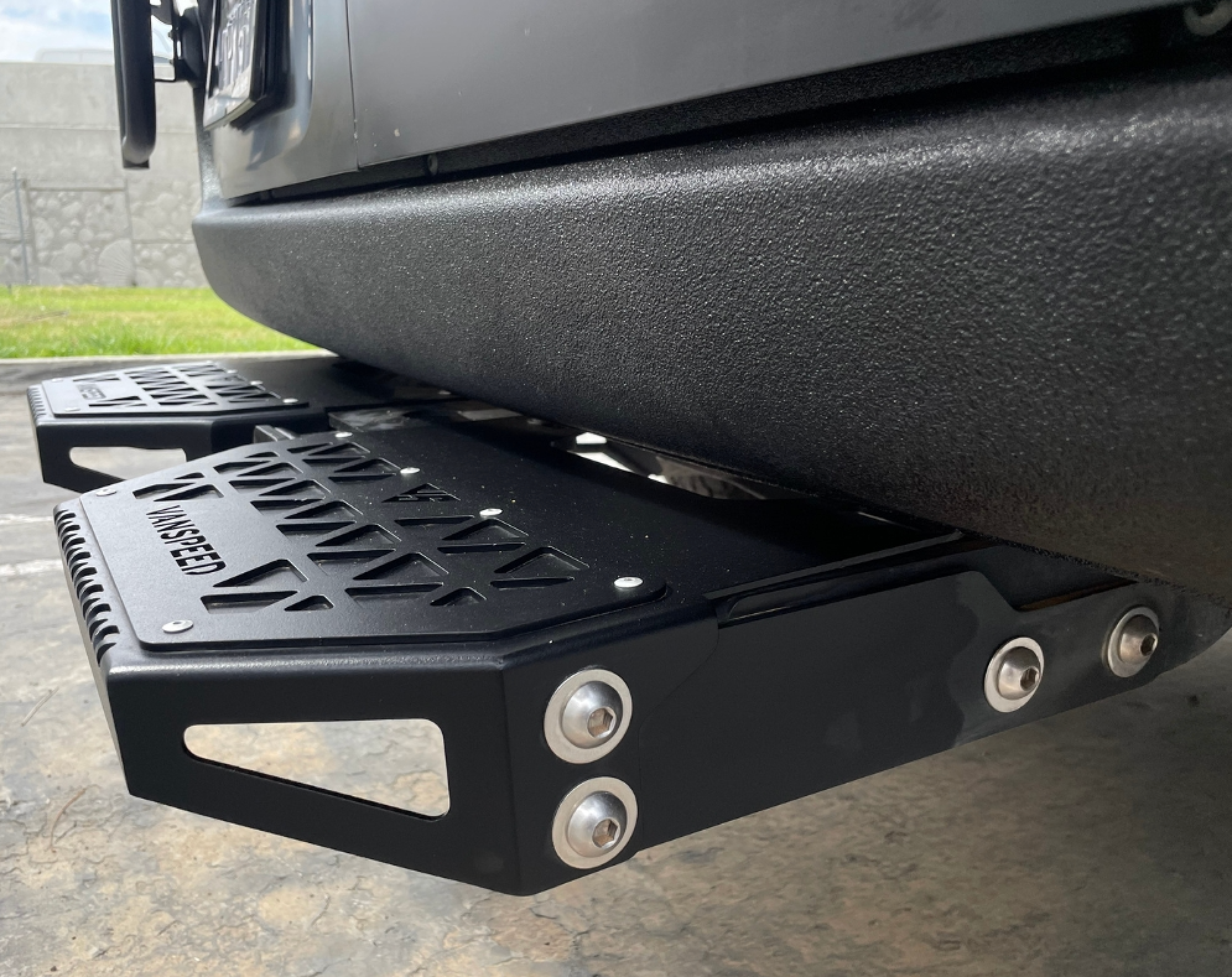 VANSPEED SPRINTER DEFENDER MINI REAR STEP (2019+)