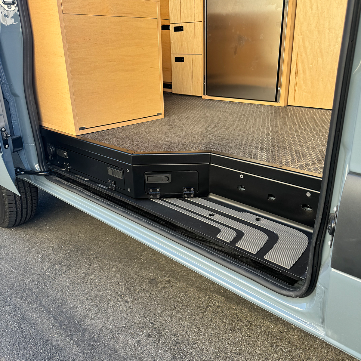 Rigwell Made Sprinter Stow Step - Storage and Power