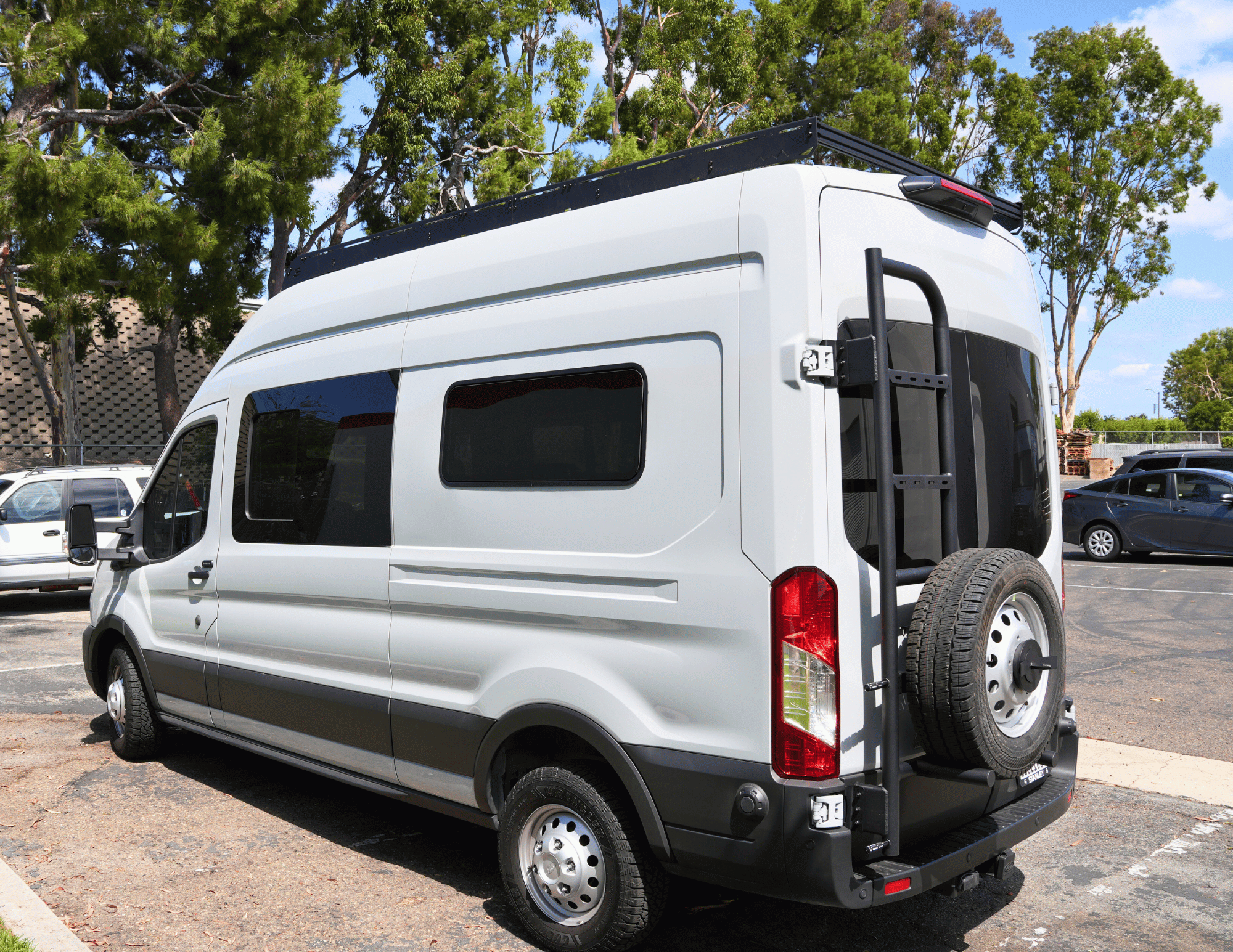 WHITE TOP ADVENTURES REAR DOOR LADDER & TIRE CARRIER (TRANSIT 2015+) - ALUMINUM COMBO