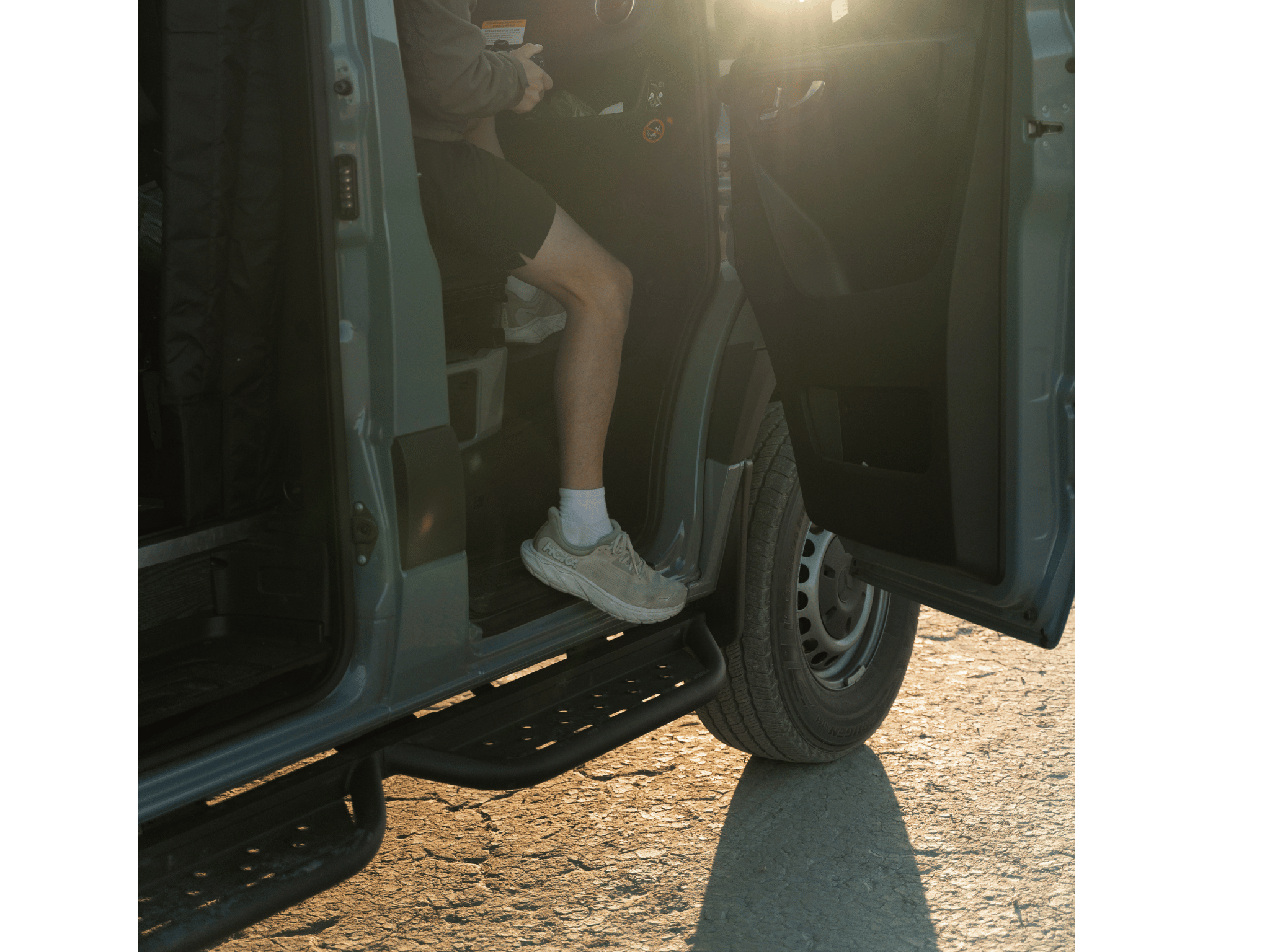 WHITE TOP ADVENTURES SPRINTER SIDE STEPS & HIGH-TRACTION RUNNING BOARDS
