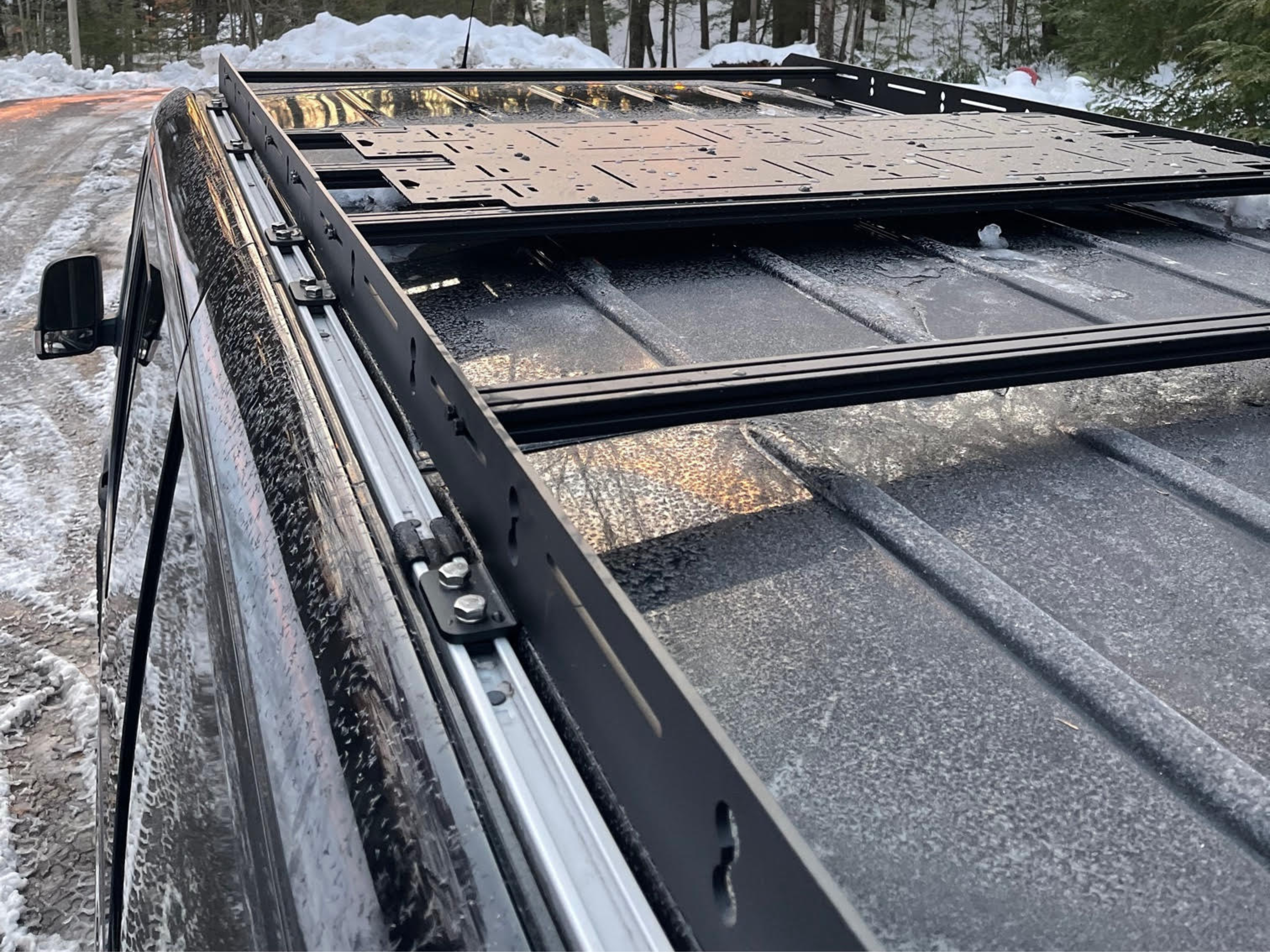 WHITE TOP ADVENTURES® SPRINTER 144" LOW ROOF STEALTH ROOF RACK SYSTEM