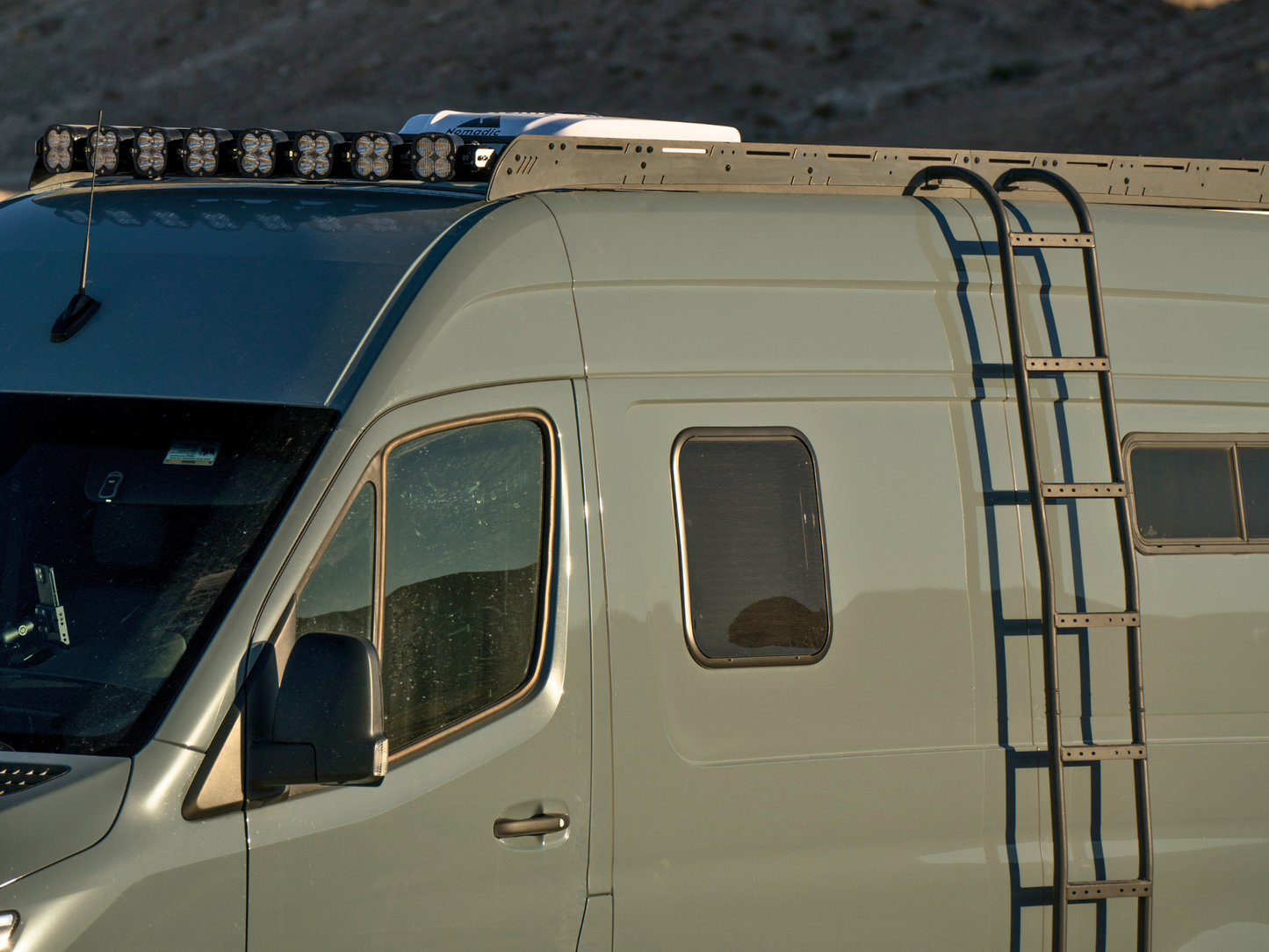 SPRINTER HIGH ROOF STRATA SIDE LADDER