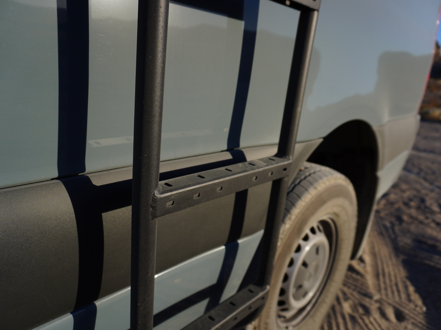 SPRINTER HIGH ROOF STRATA SIDE LADDER