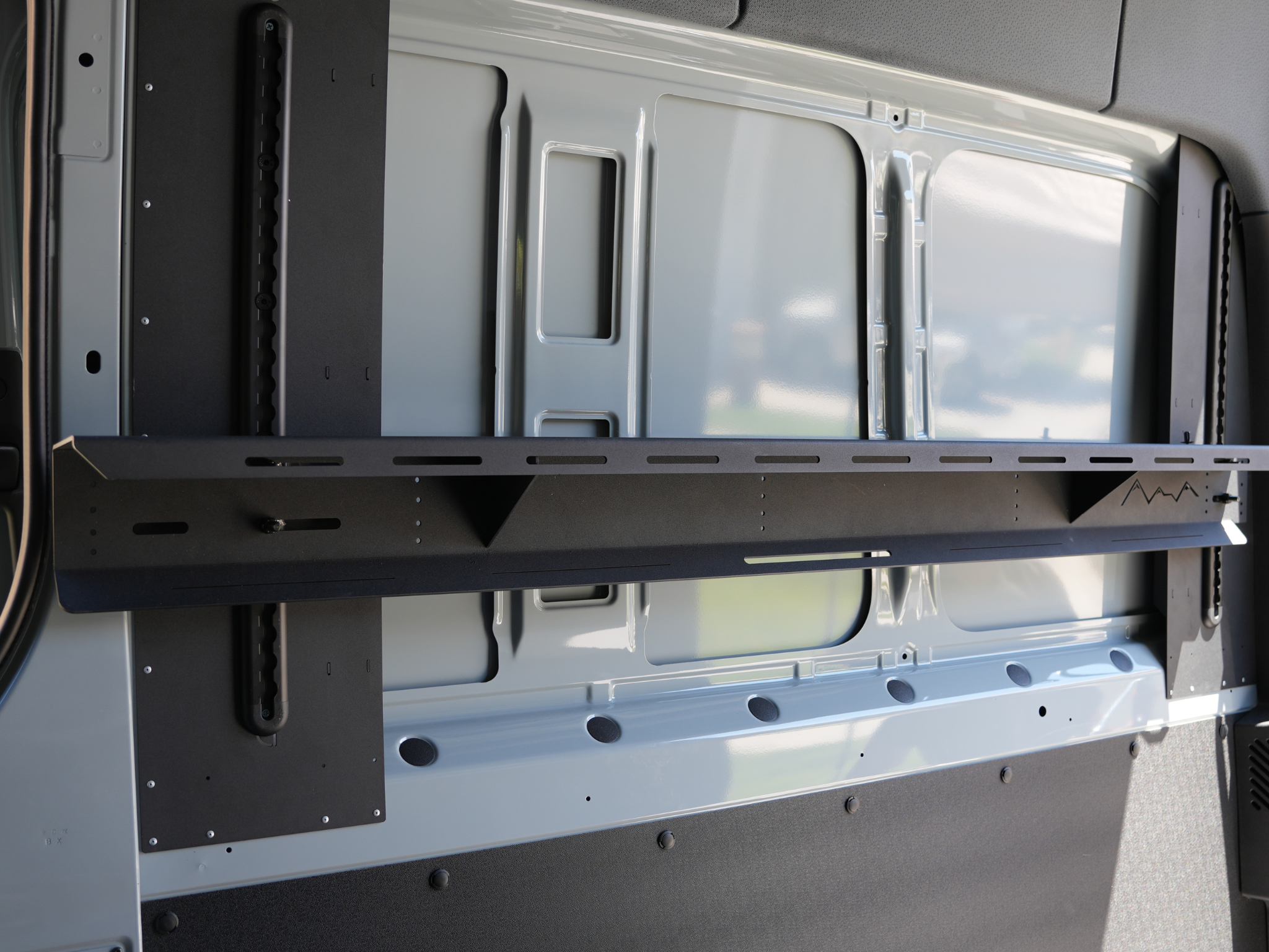 WHITE TOP ADVENTURES® SPRINTER VAN HONEYCOMB PLATFORM BED SYSTEM